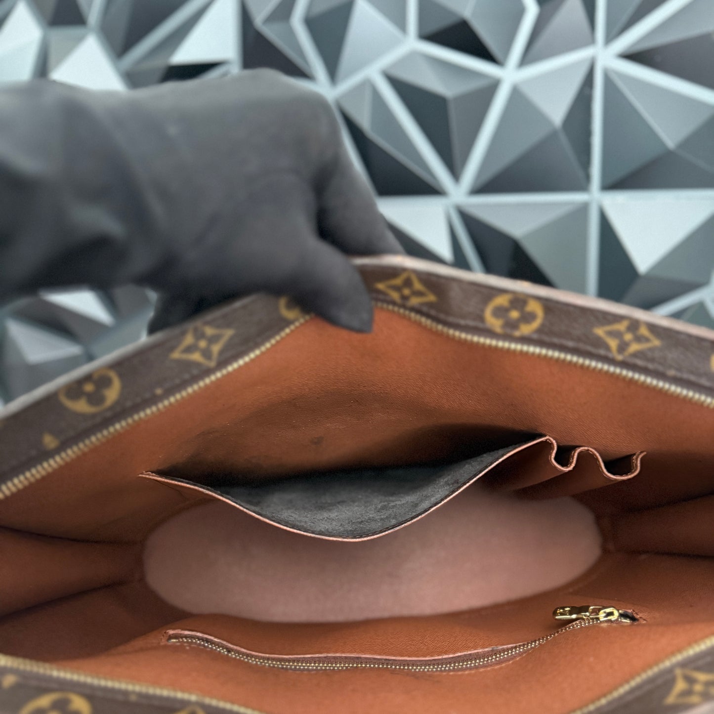 Louis Vuitton Babylone Tote