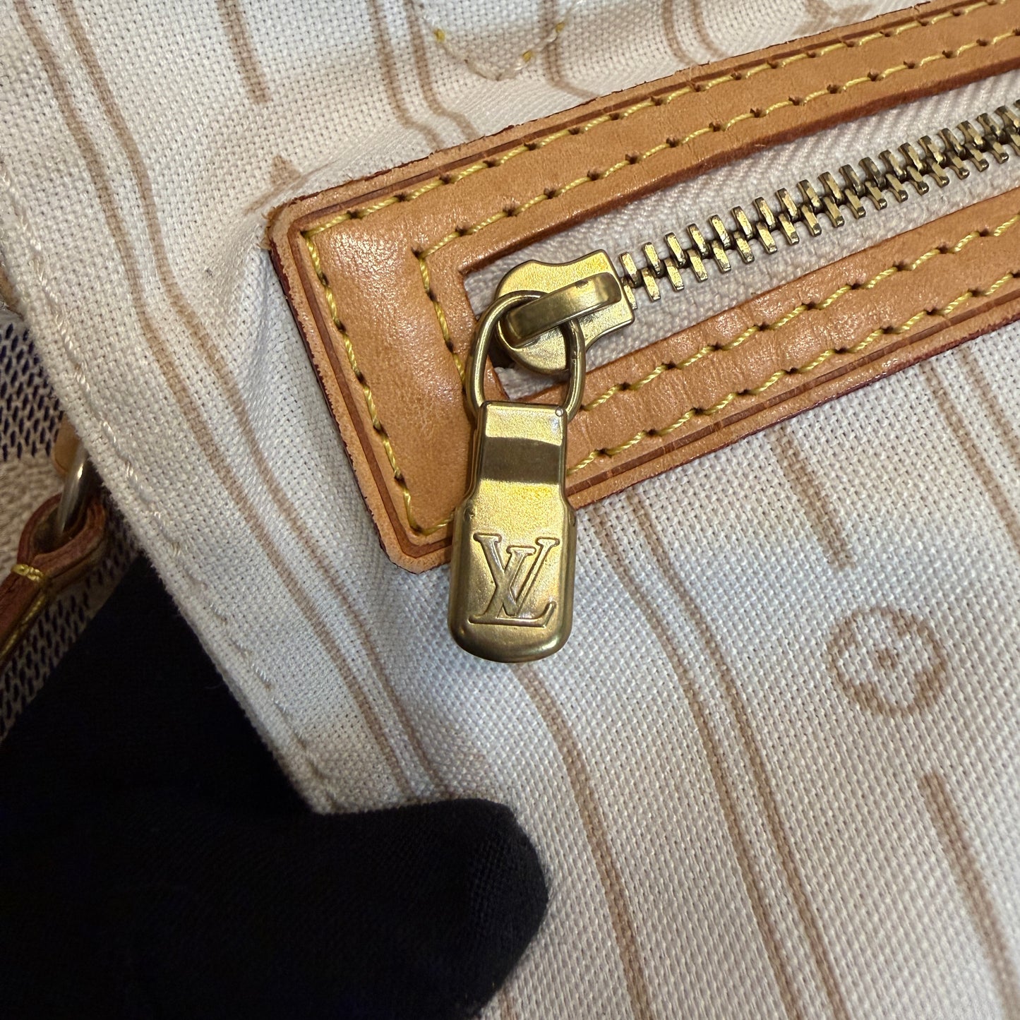 Louis Vuitton Neverfull MM Damier Azur