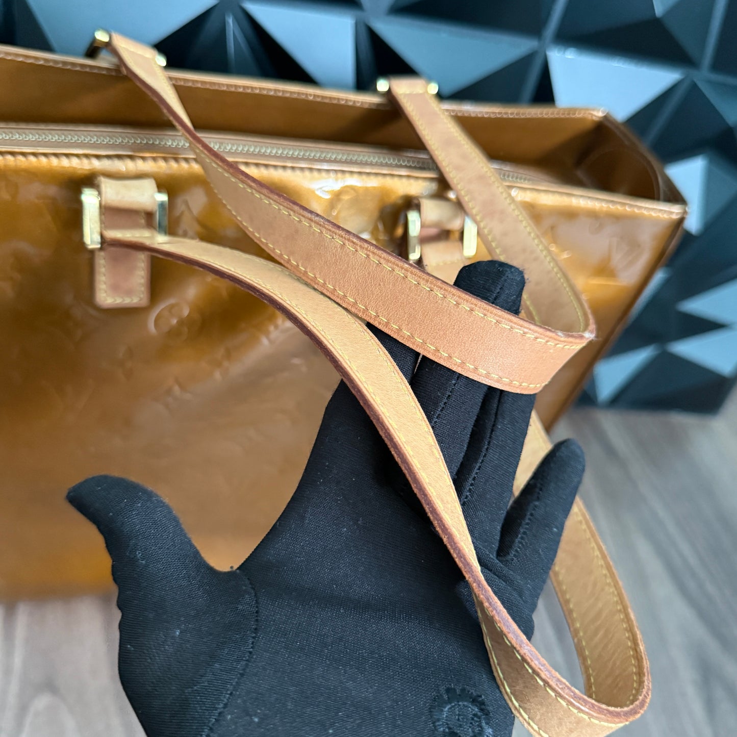 Louis Vuitton Columbus Vernis Tote