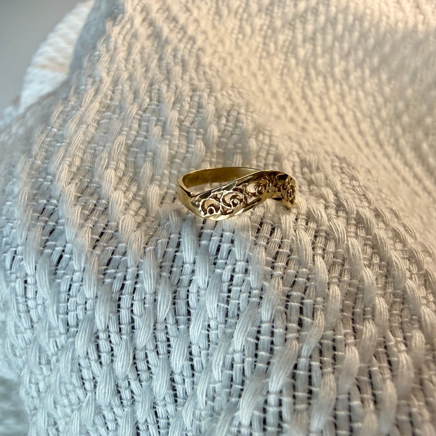10k Gold Pinky / Kids Ring 💛