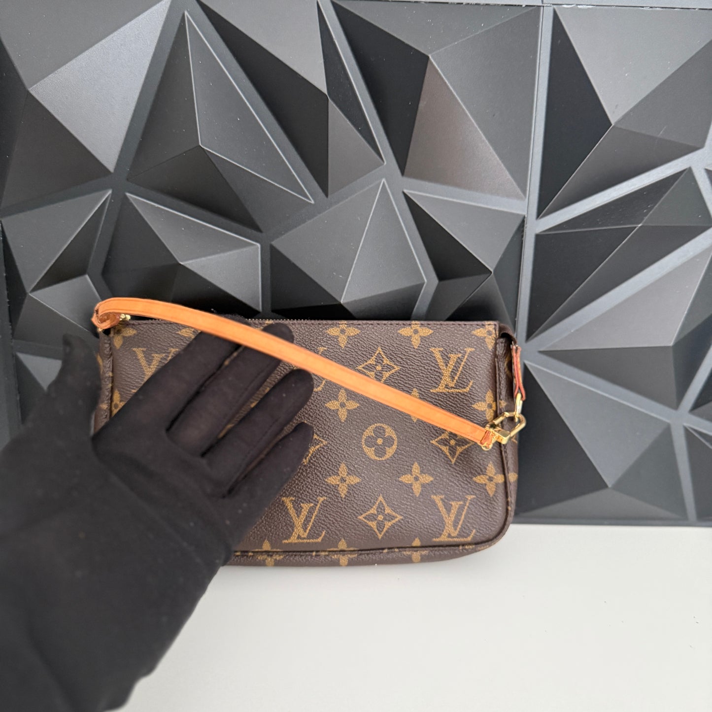 Louis Vuitton Pochette Accessoires