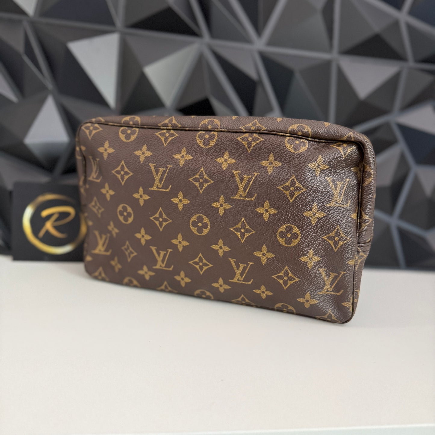 Louis Vuitton Trousse 28