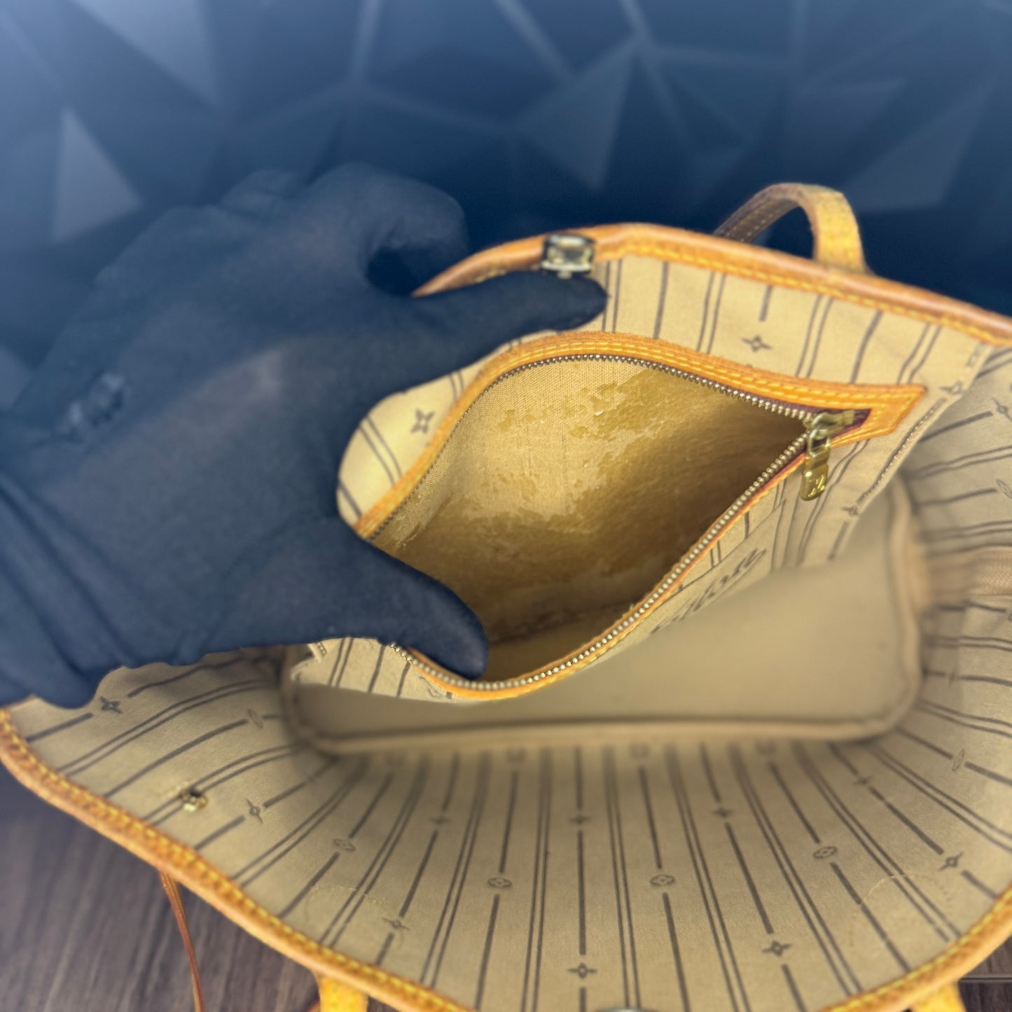 Louis Vuitton Neverfull PM
