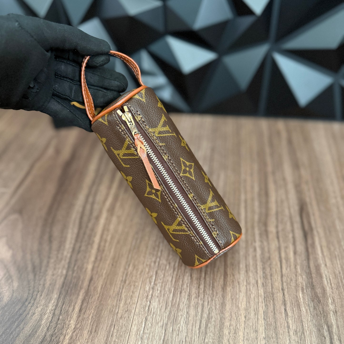 Louis Vuitton Trousse Ronde