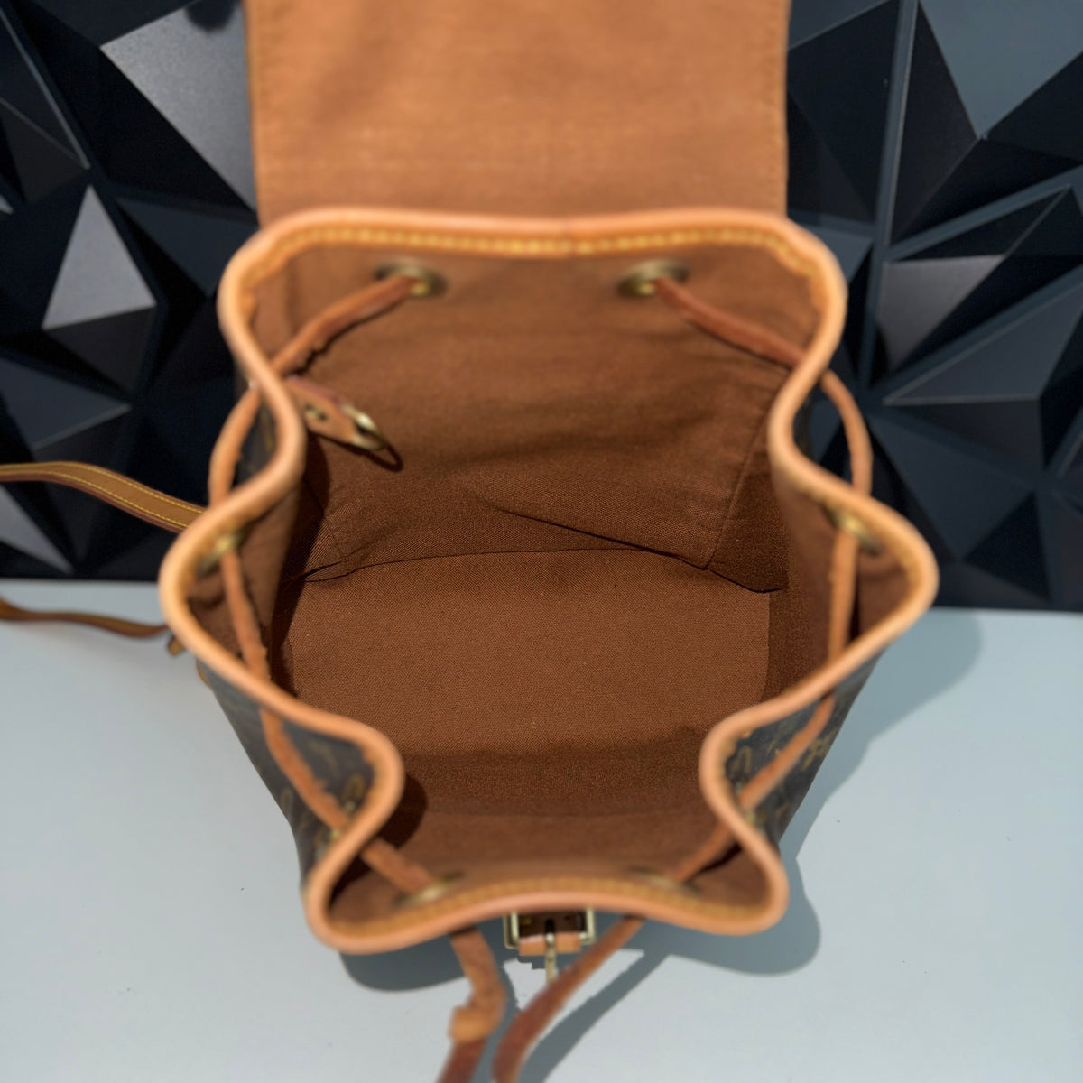 Louis Vuitton Montsouris Mini