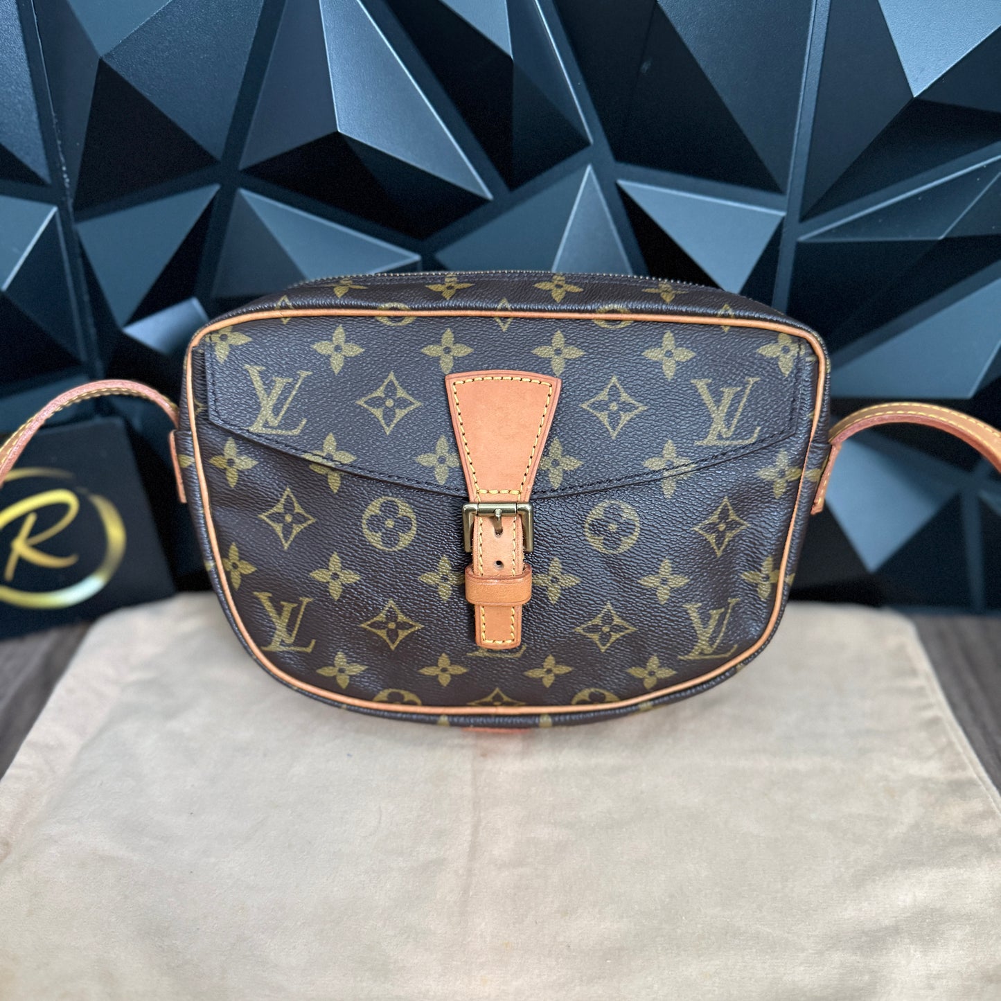 Louis Vuitton Jeune Fille PM