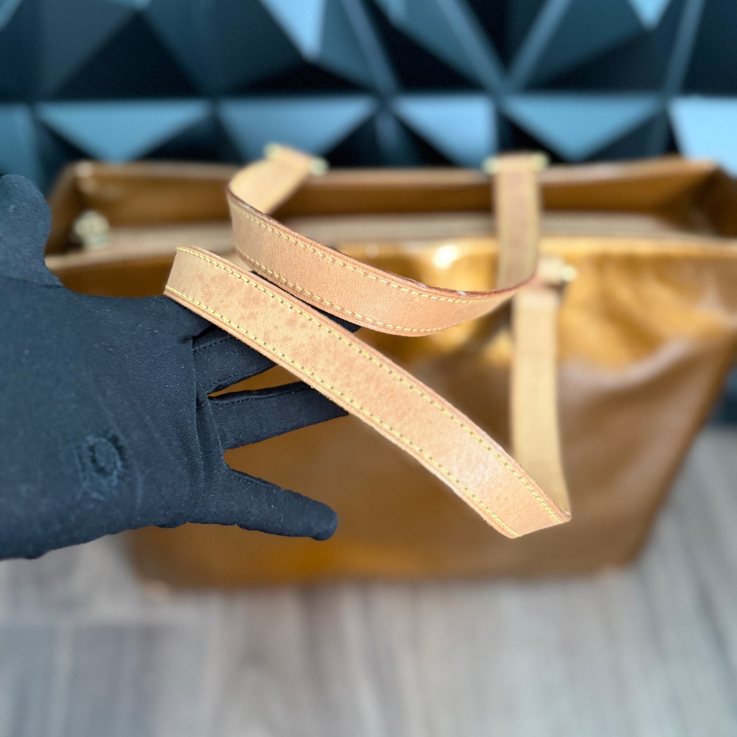 Louis Vuitton Columbus Vernis Tote