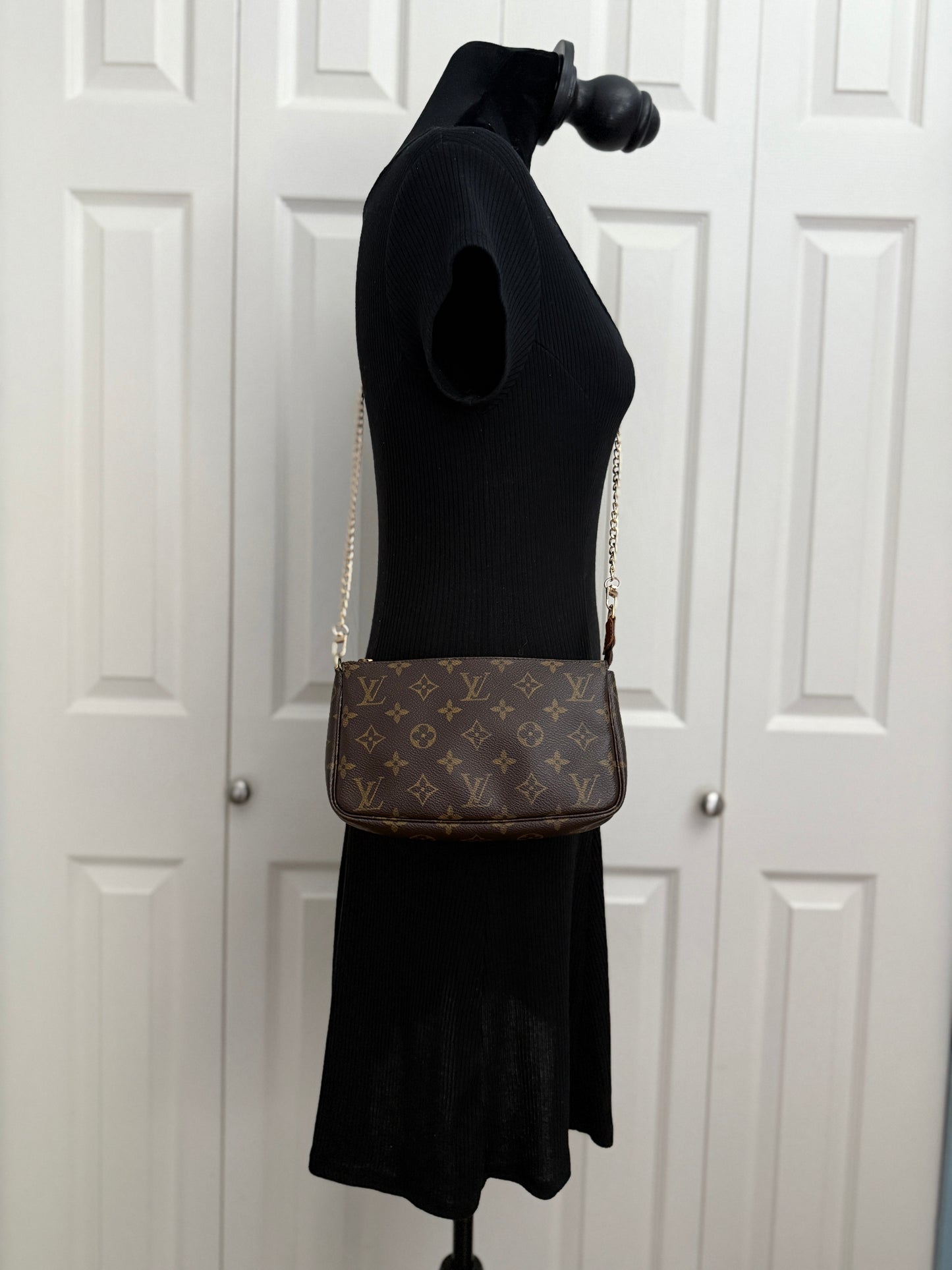 Louis Vuitton Pochette Accessoires