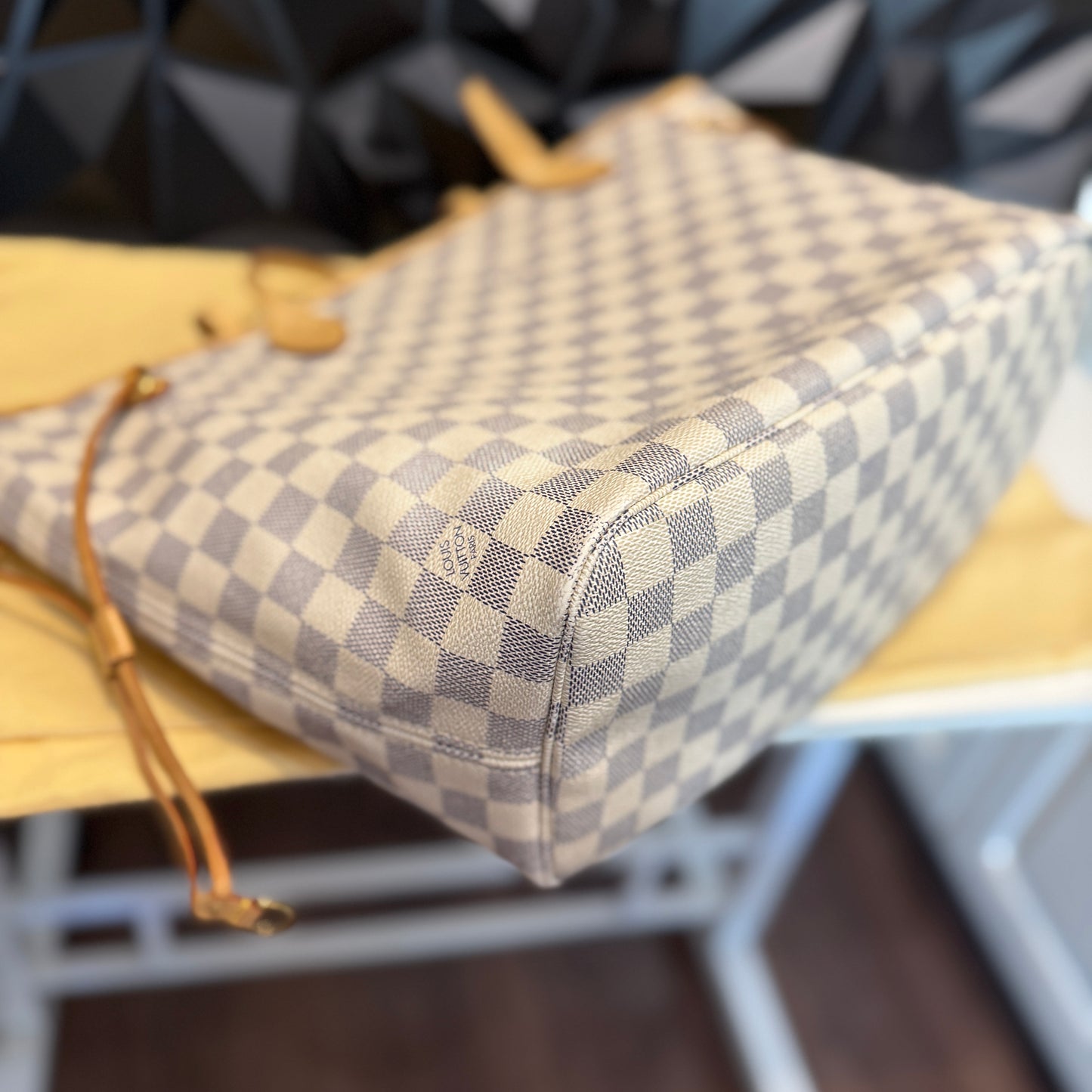 Louis Vuitton Neverfull MM Damier Azur