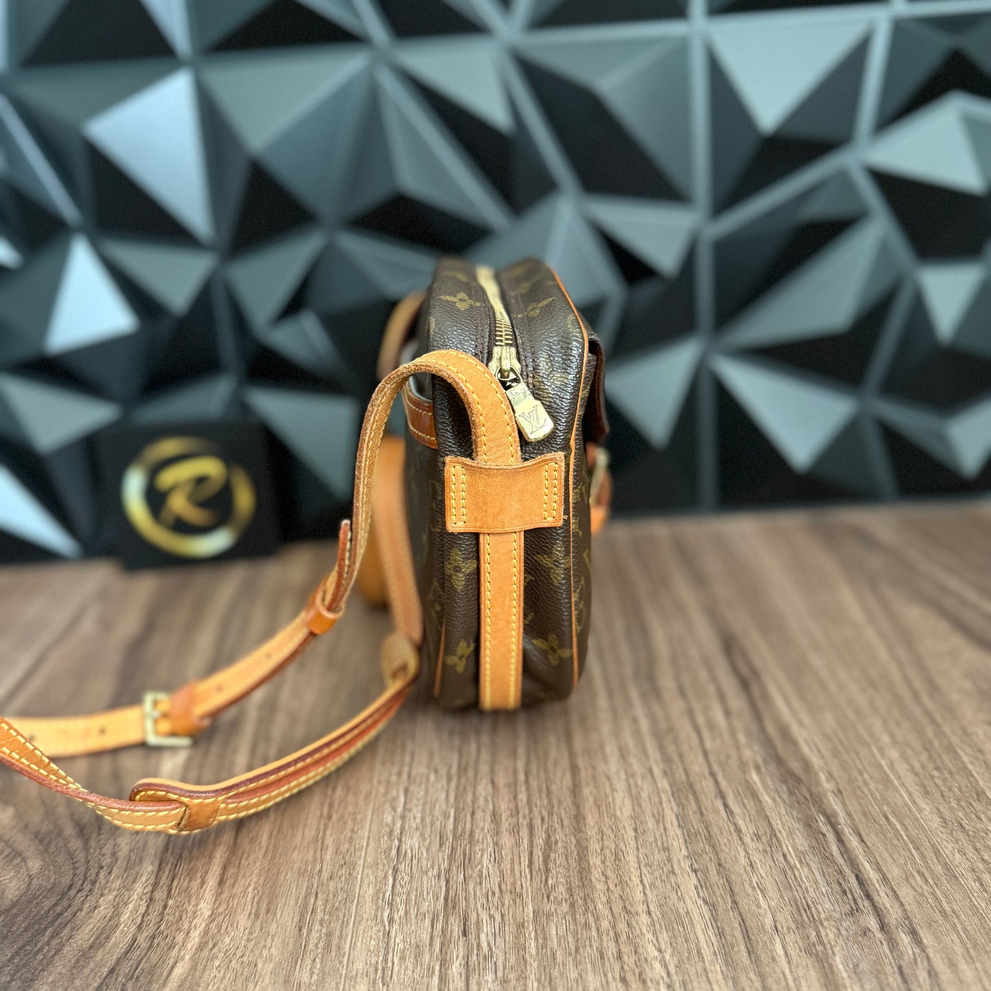 Louis Vuitton Jeune Fille MM