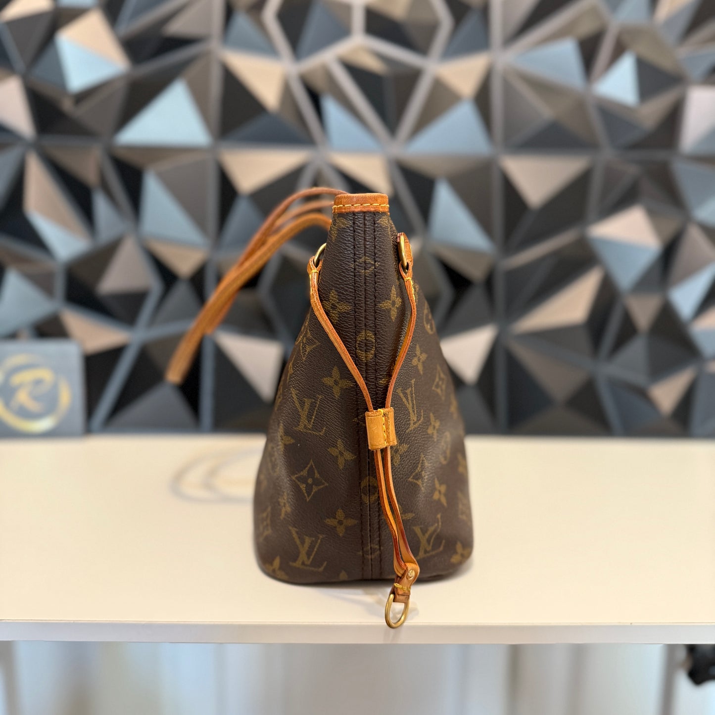 Louis Vuitton Neverfull PM