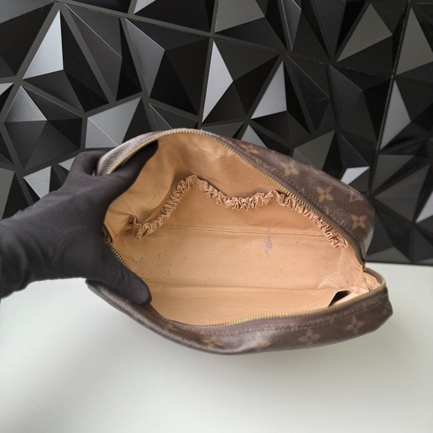 Louis Vuitton Trousse 28