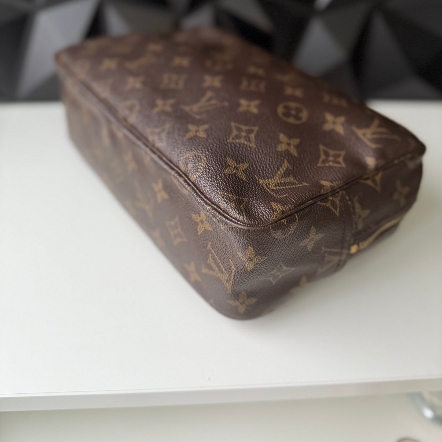 Louis Vuitton Trousse 28