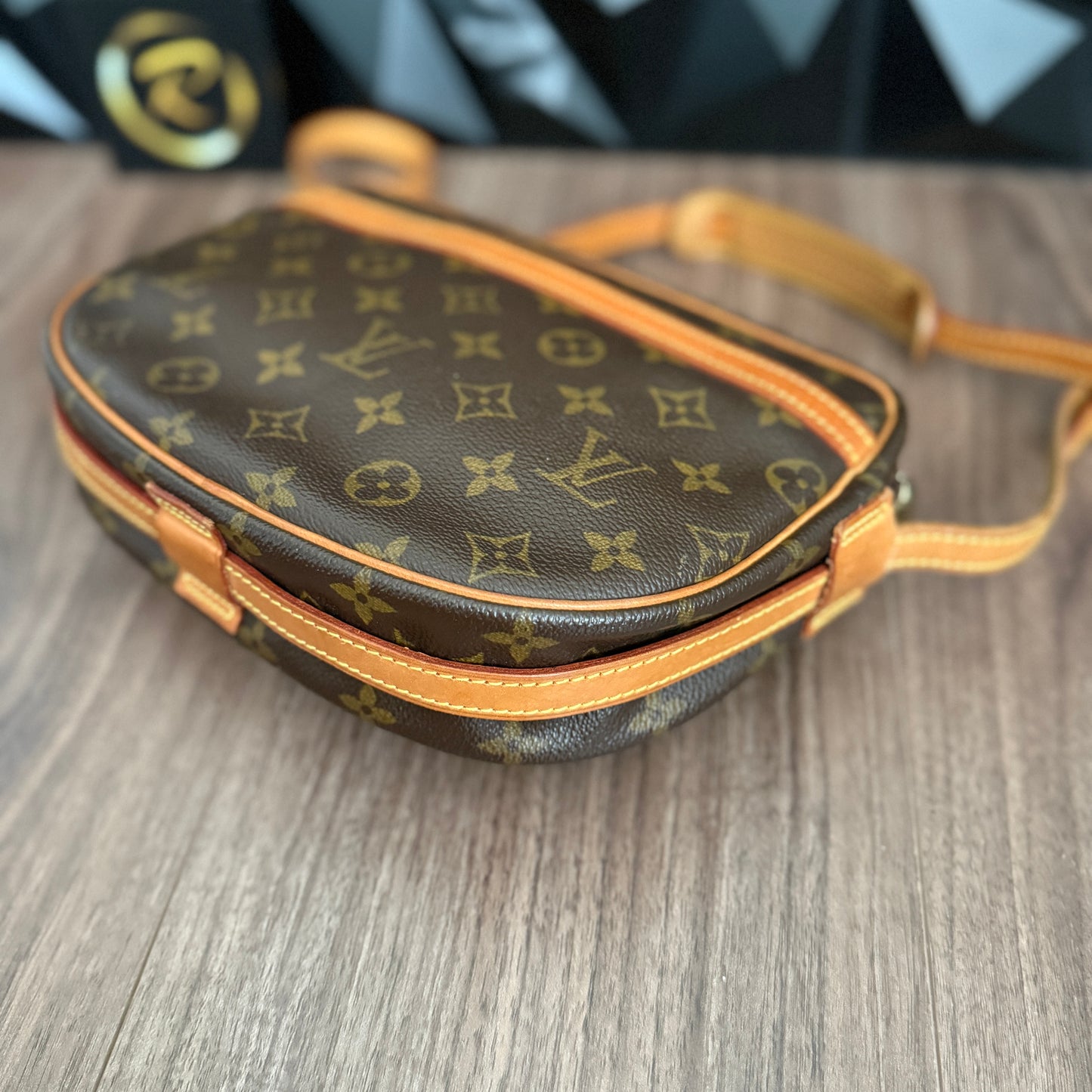 Louis Vuitton Jeune Fille MM
