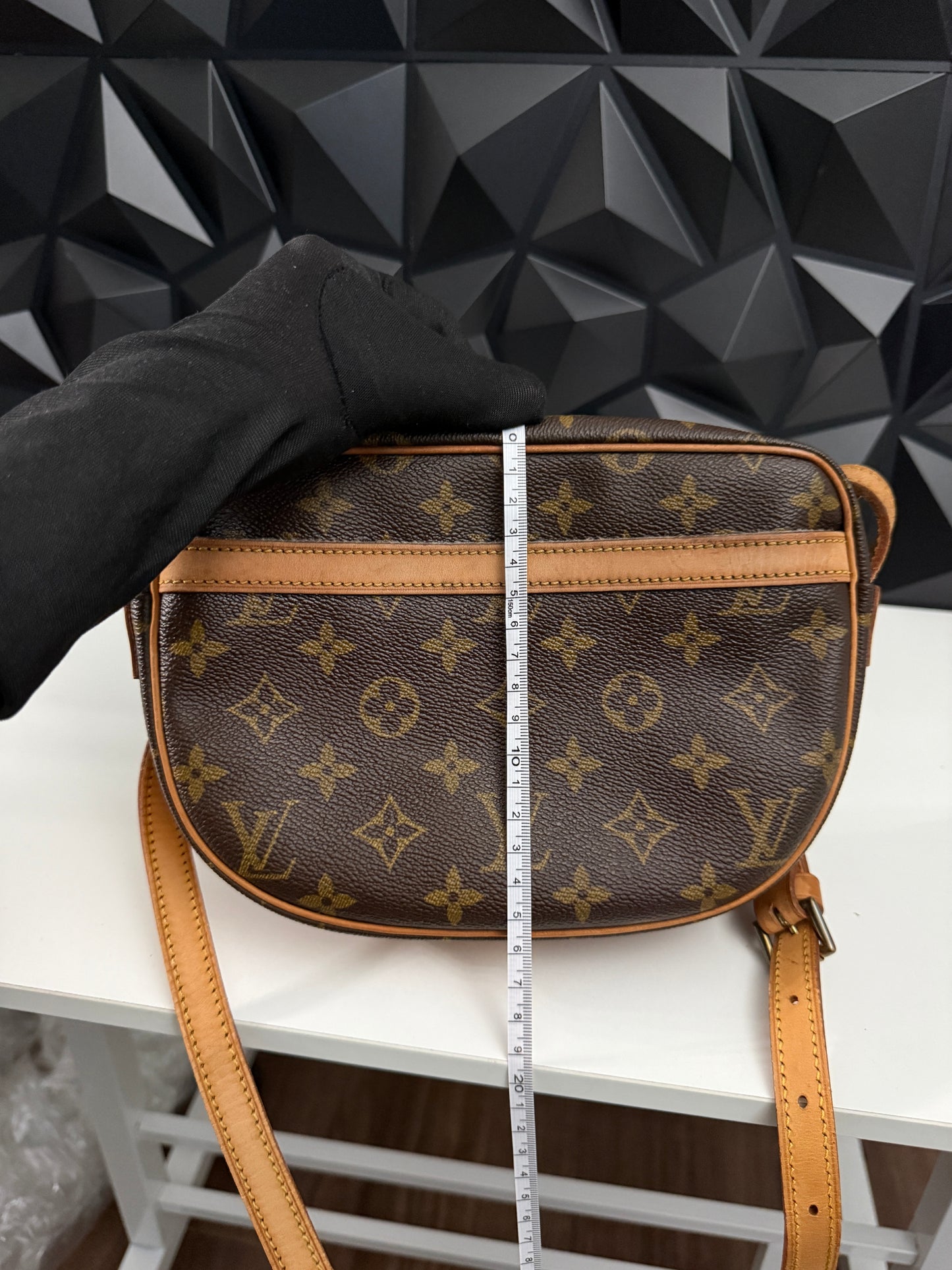 Louis Vuitton Jeune Fille PM