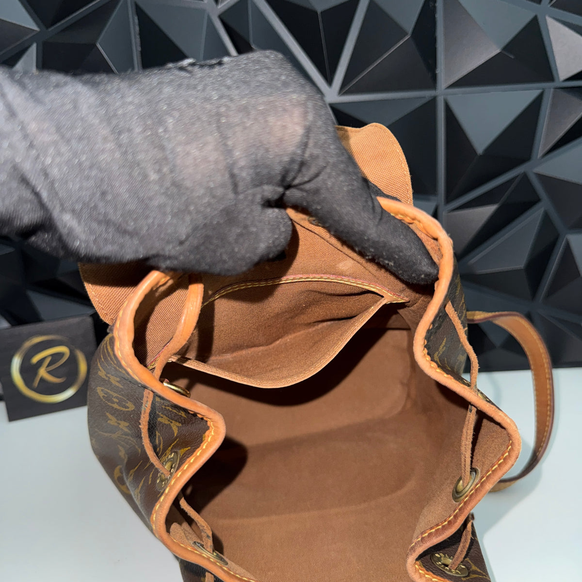 Louis Vuitton Montsouris MM