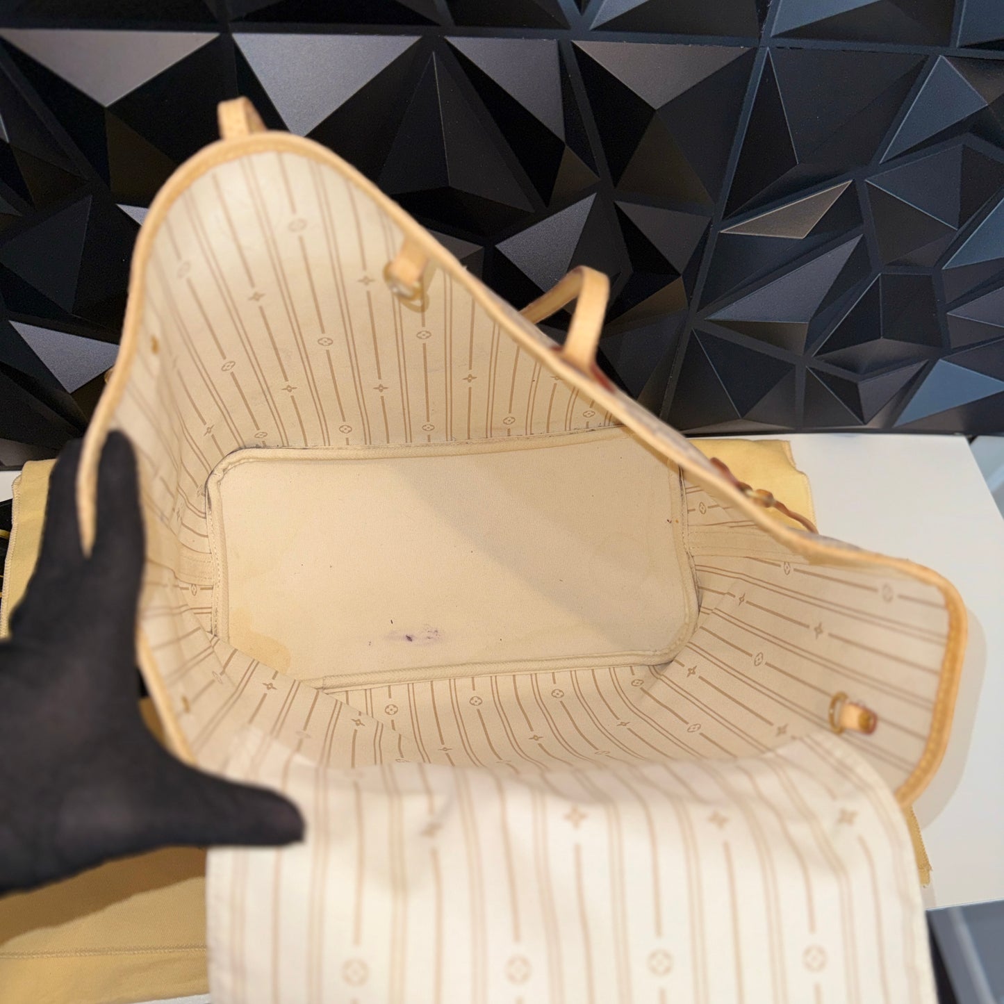 Louis Vuitton Neverfull MM Damier Azur
