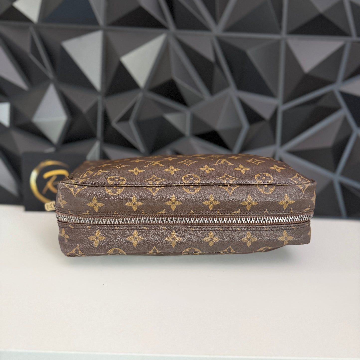 Louis Vuitton Trousse 28