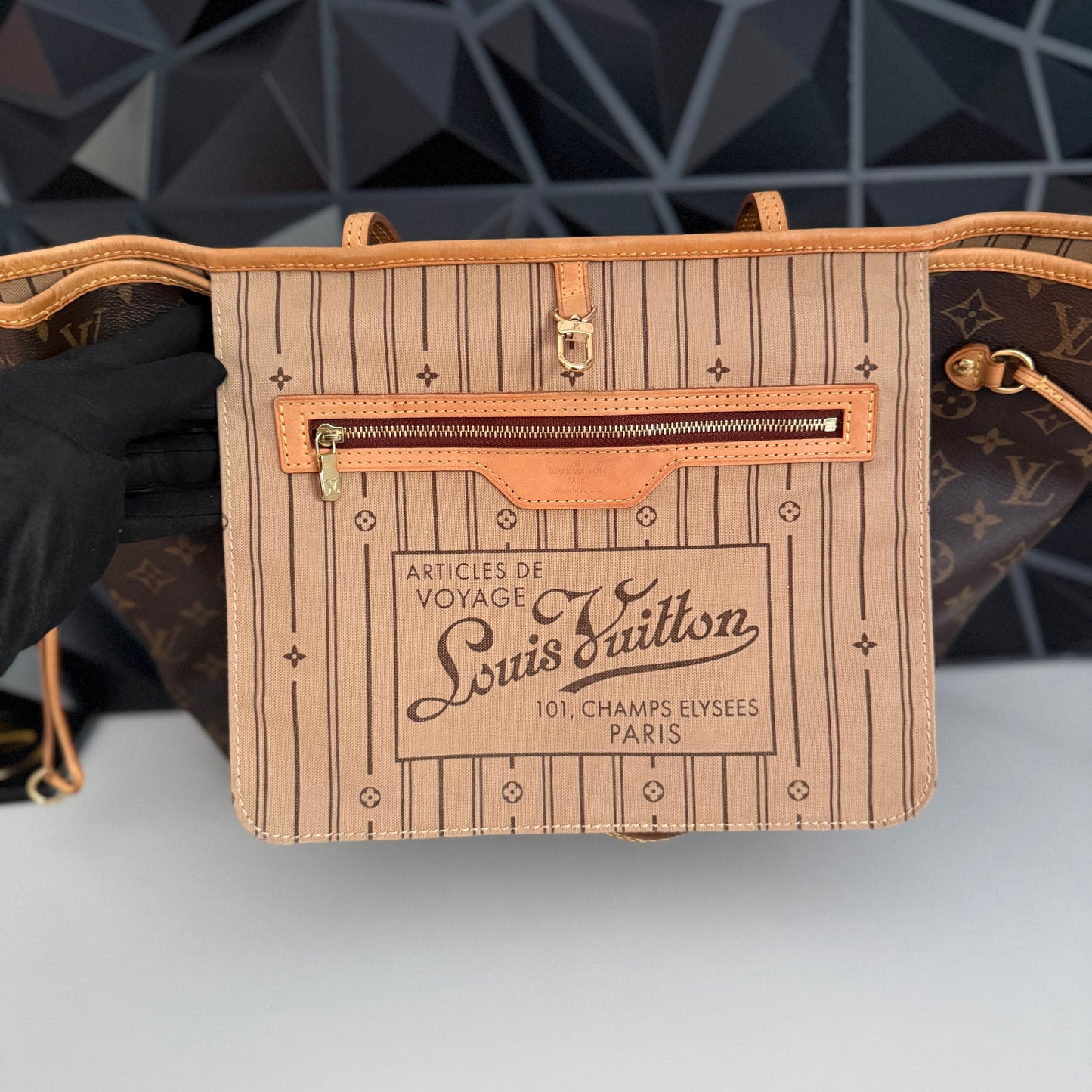 Louis Vuitton Neverfull MM