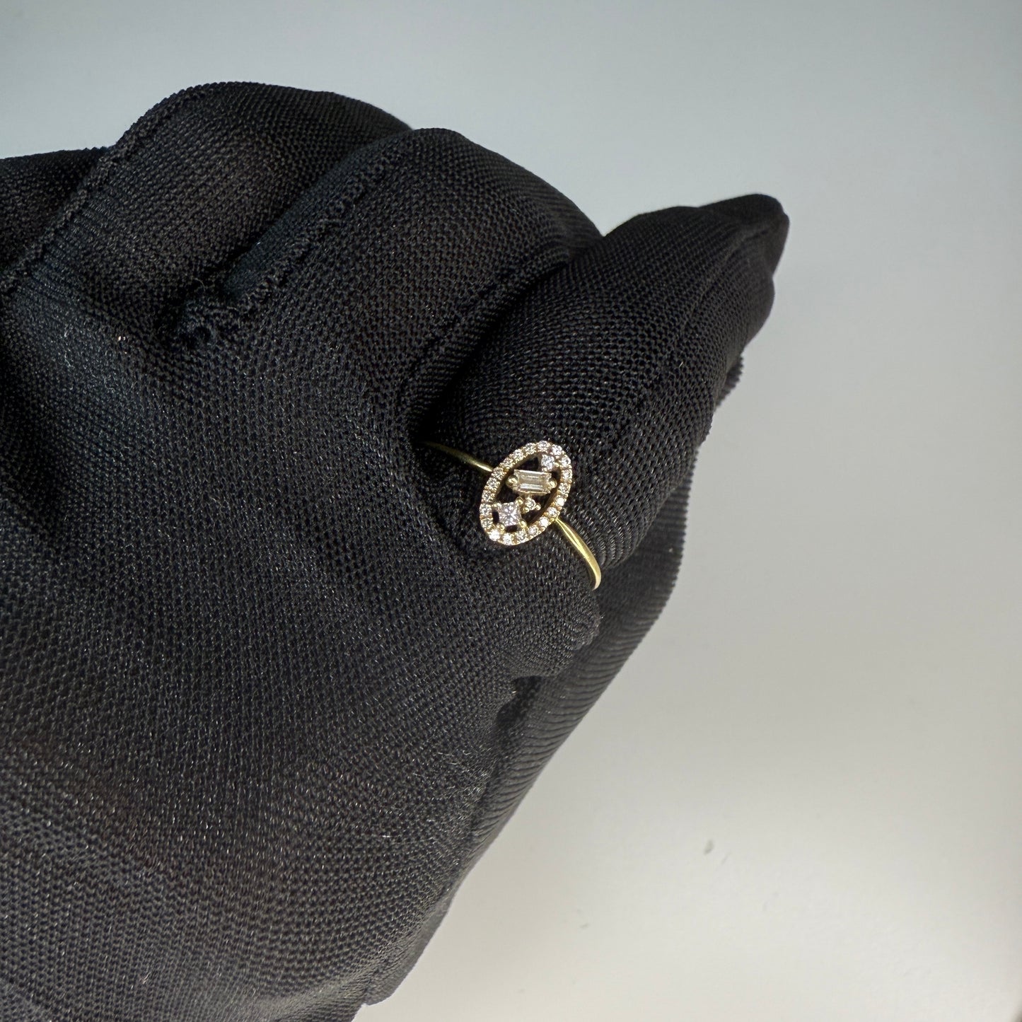 Original Aristocrazy Solid 18K Yellow Gold Ring with 0.32 cts Natural Diamonds