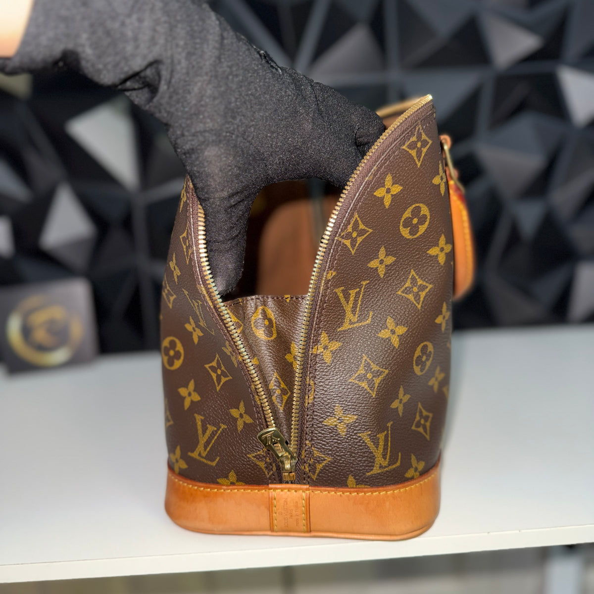 Louis Vuitton Alma PM