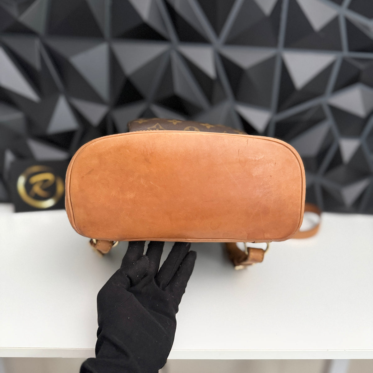 Louis Vuitton Montsouris MM