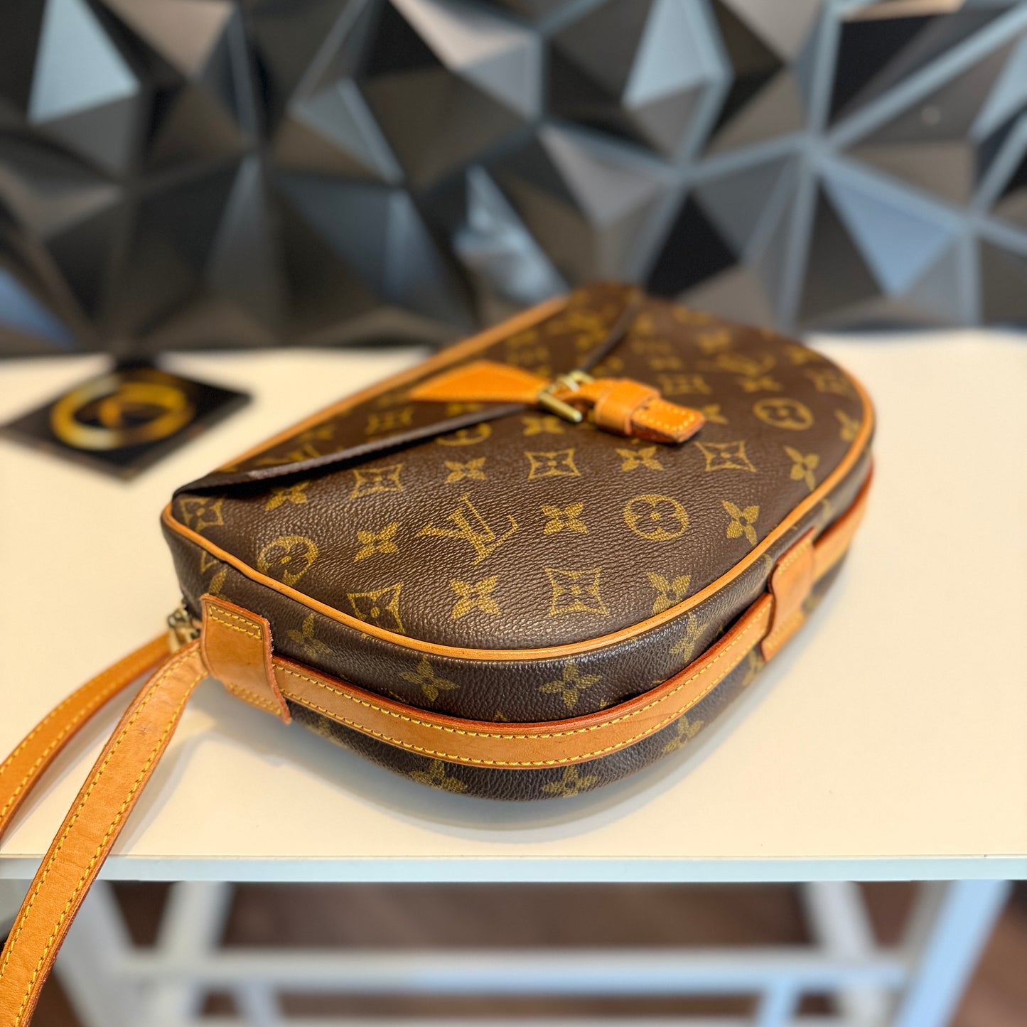 Louis Vuitton Jeune Fille MM TH0914