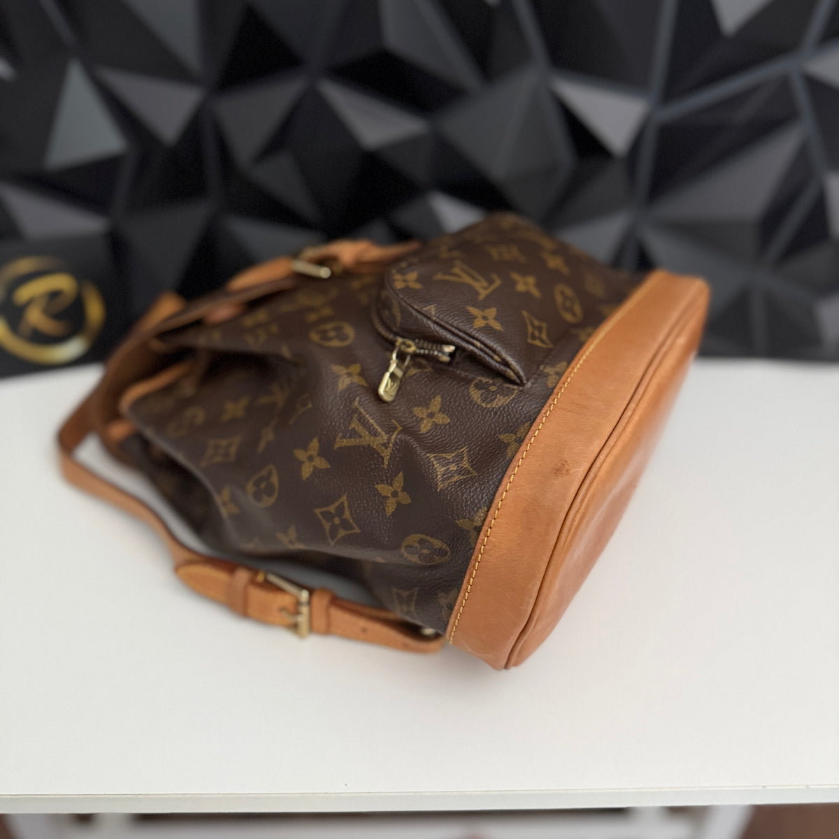 Louis Vuitton Montsouris MM