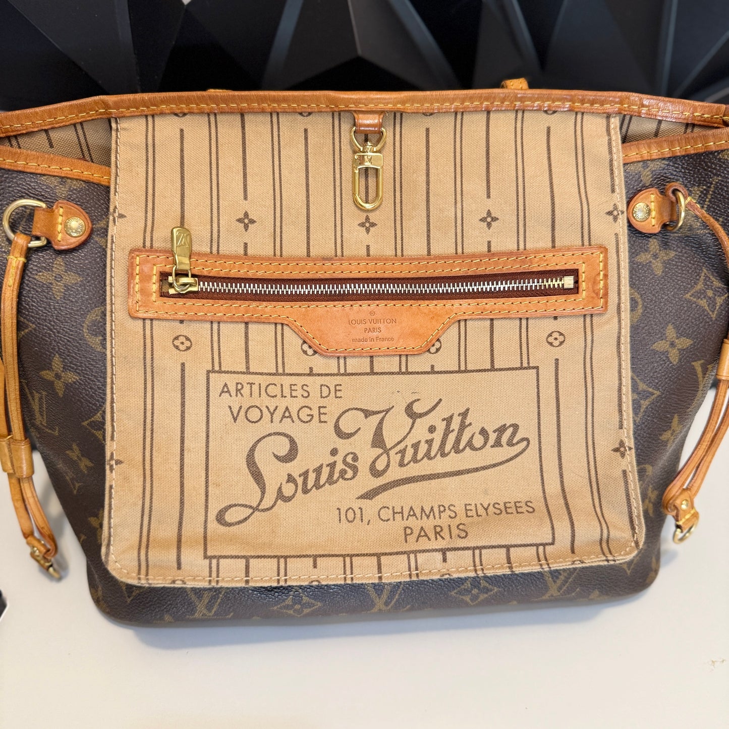 Louis Vuitton Neverfull PM