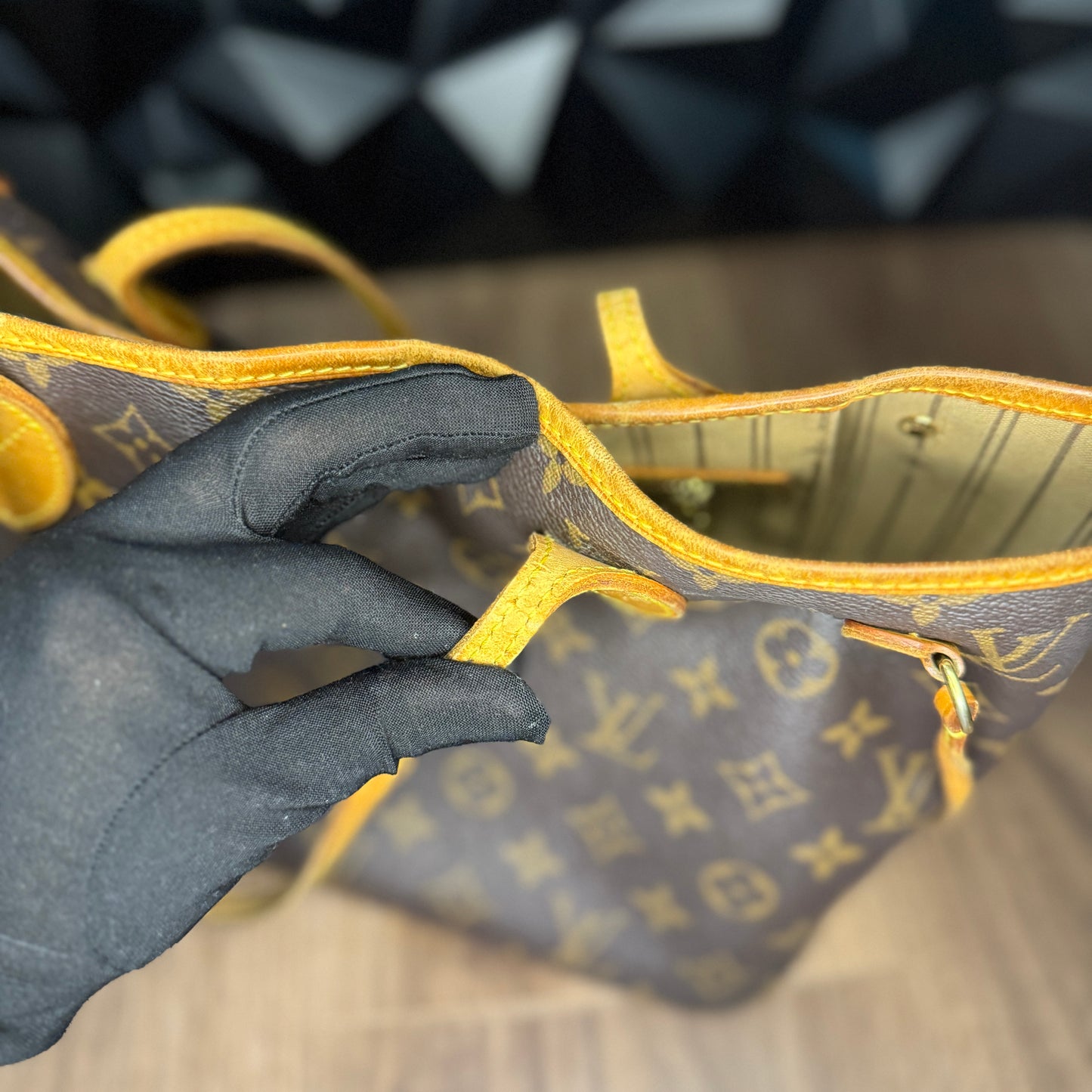 Louis Vuitton Neverfull PM
