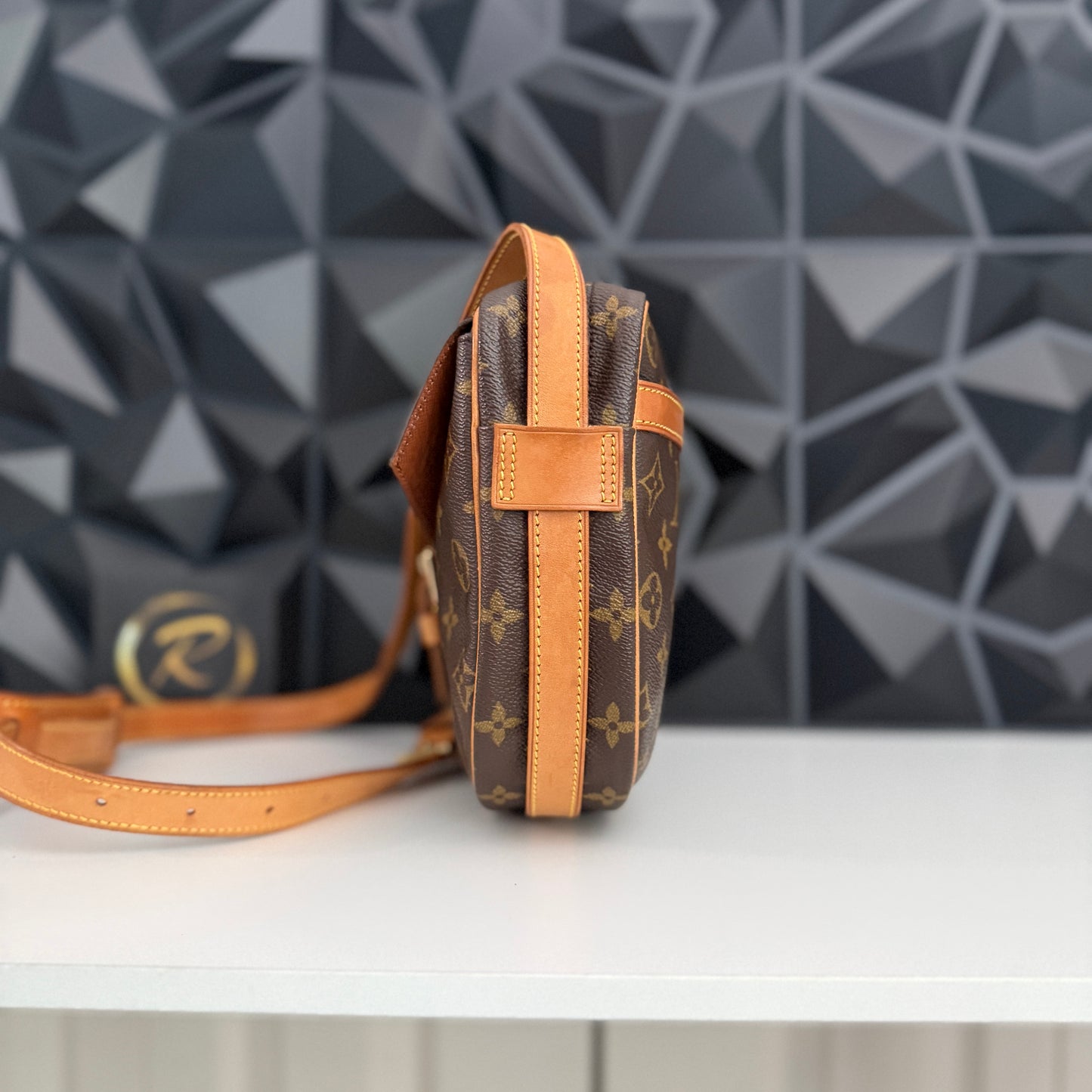 Louis Vuitton Jeune Fille MM