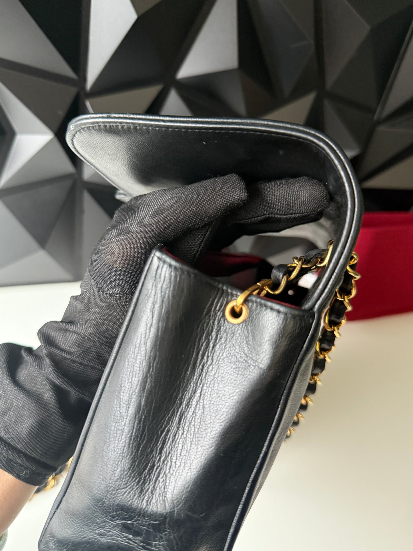 Chanel Vintage Diana – Lambskin, Medium Black 24K GHW