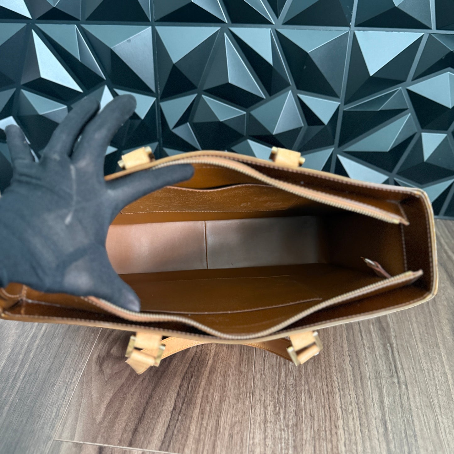 Louis Vuitton Columbus Vernis Tote