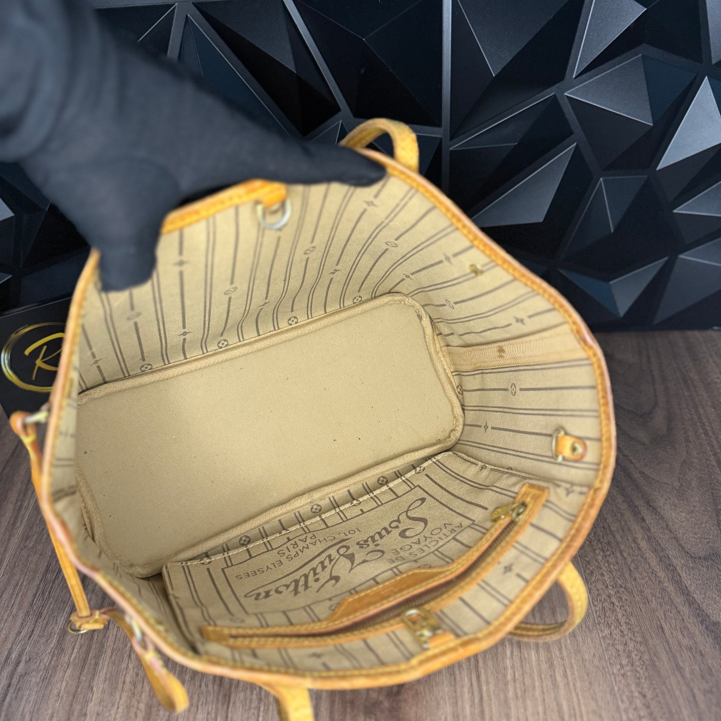 Louis Vuitton Neverfull PM