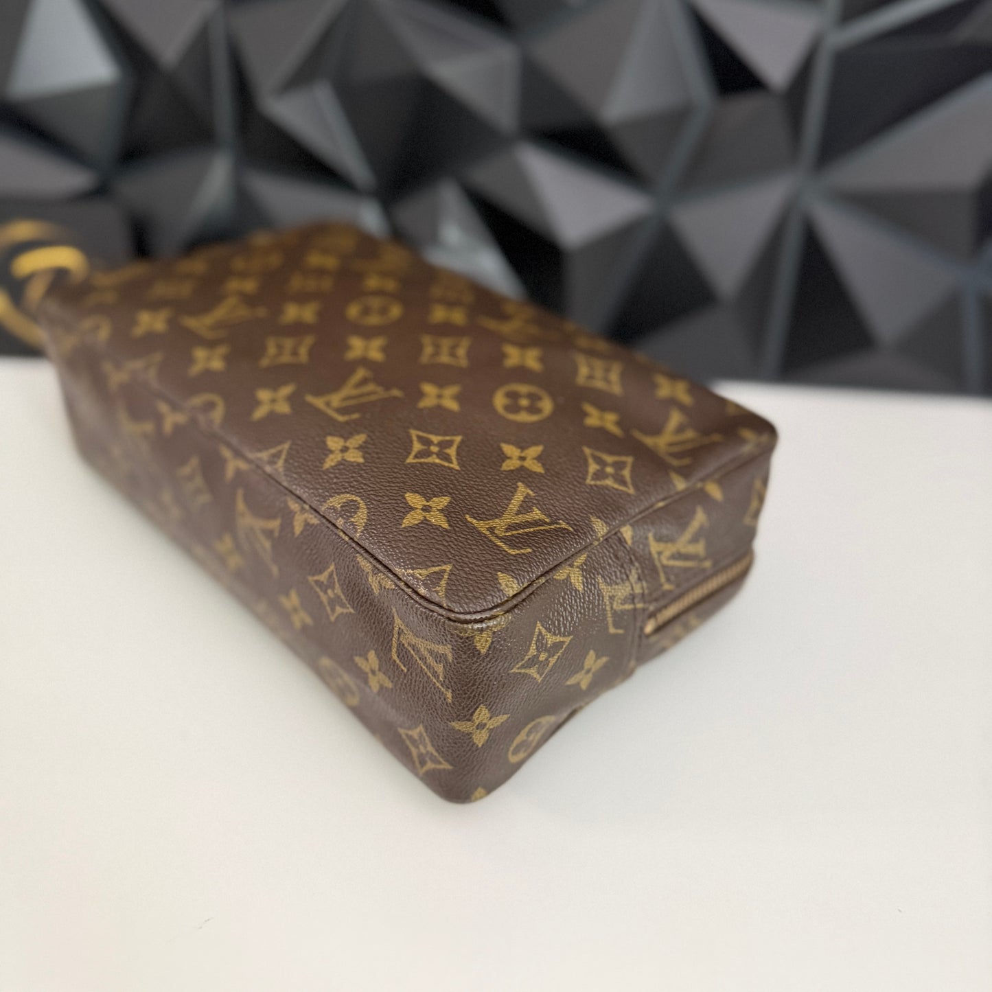 Louis Vuitton Trousse 28