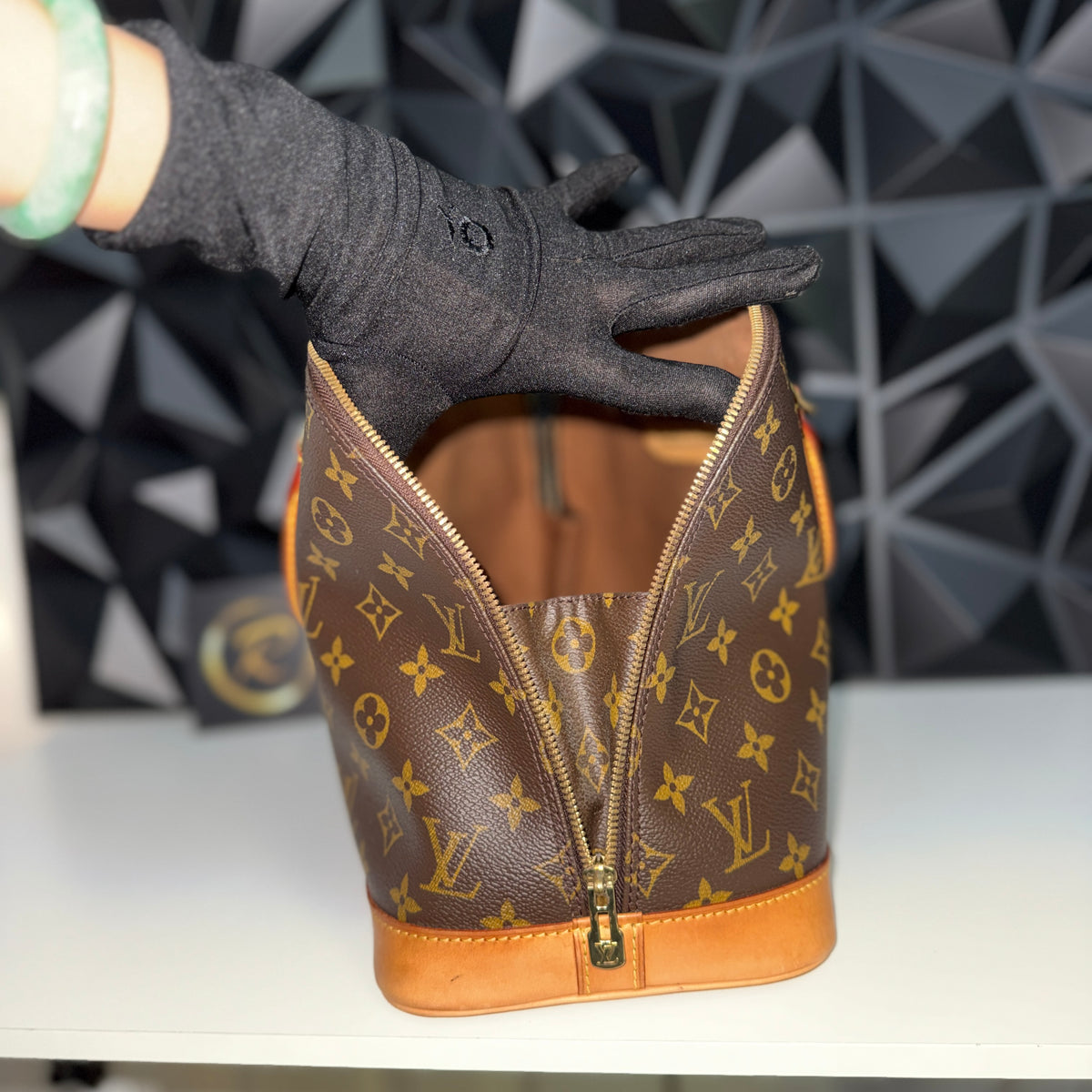 Louis Vuitton Alma PM