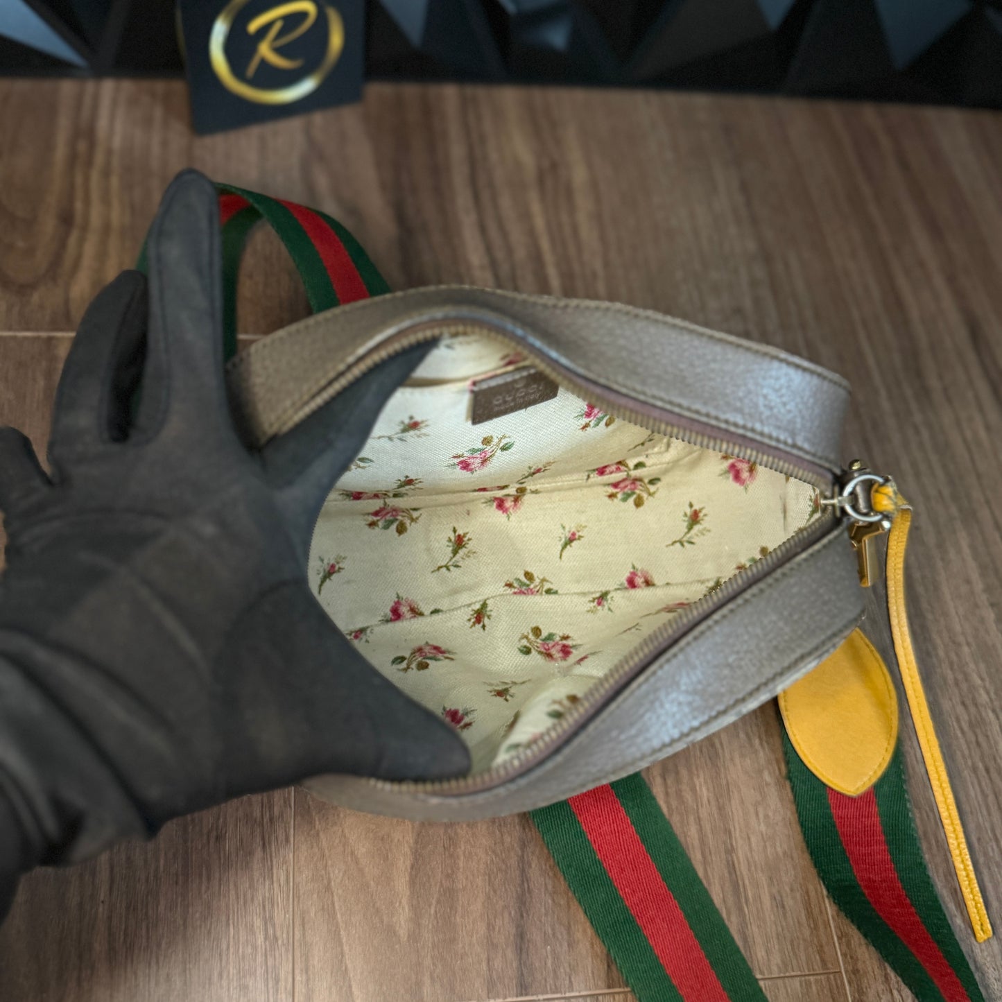 Gucci Neo Vintage Camera Messenger Bag