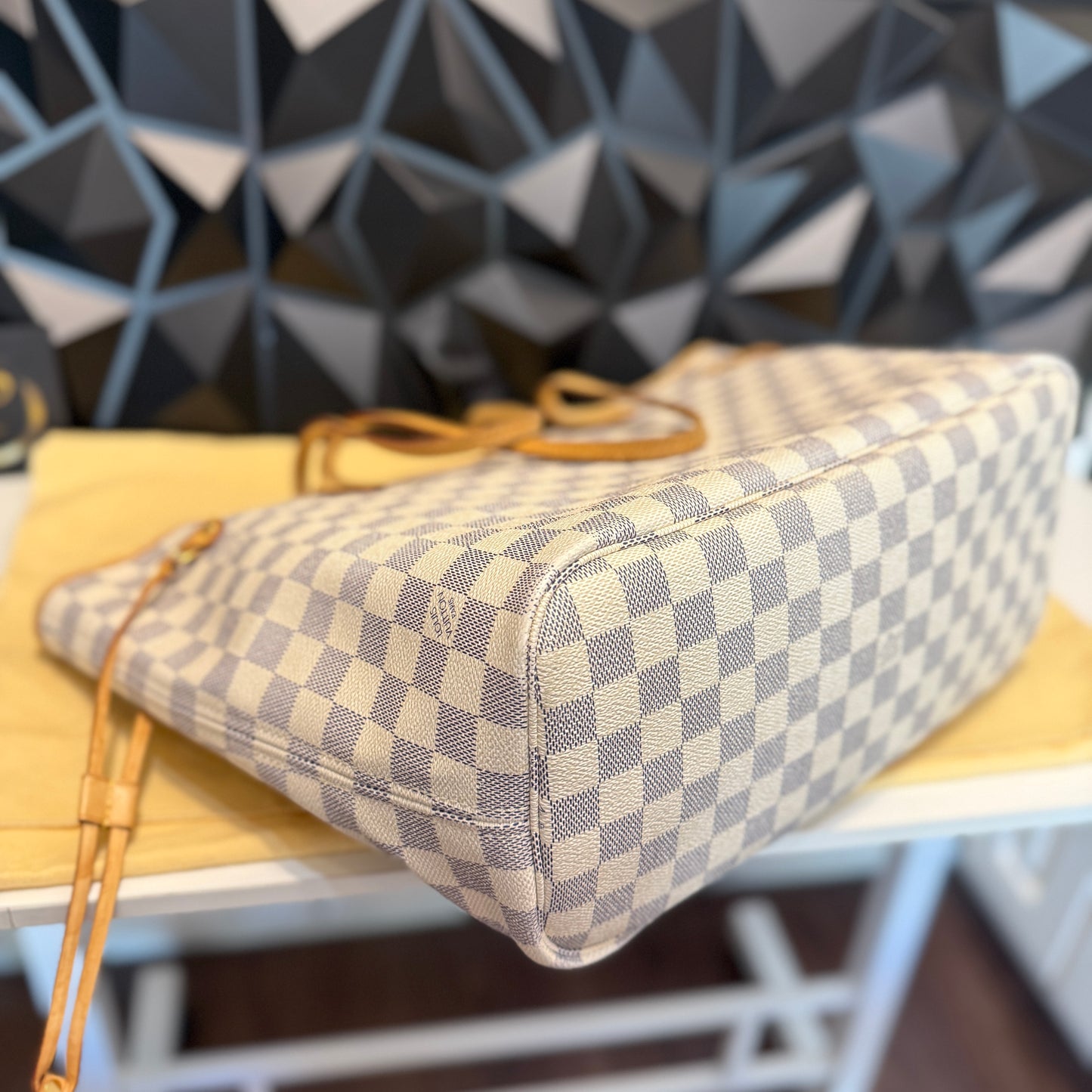 Louis Vuitton Neverfull MM Damier Azur