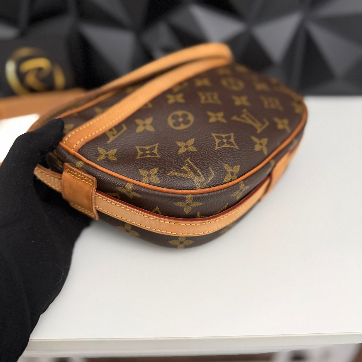 Louis Vuitton Jeune Fille PM