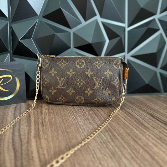 Louis Vuitton Mini Pochette Accessoires