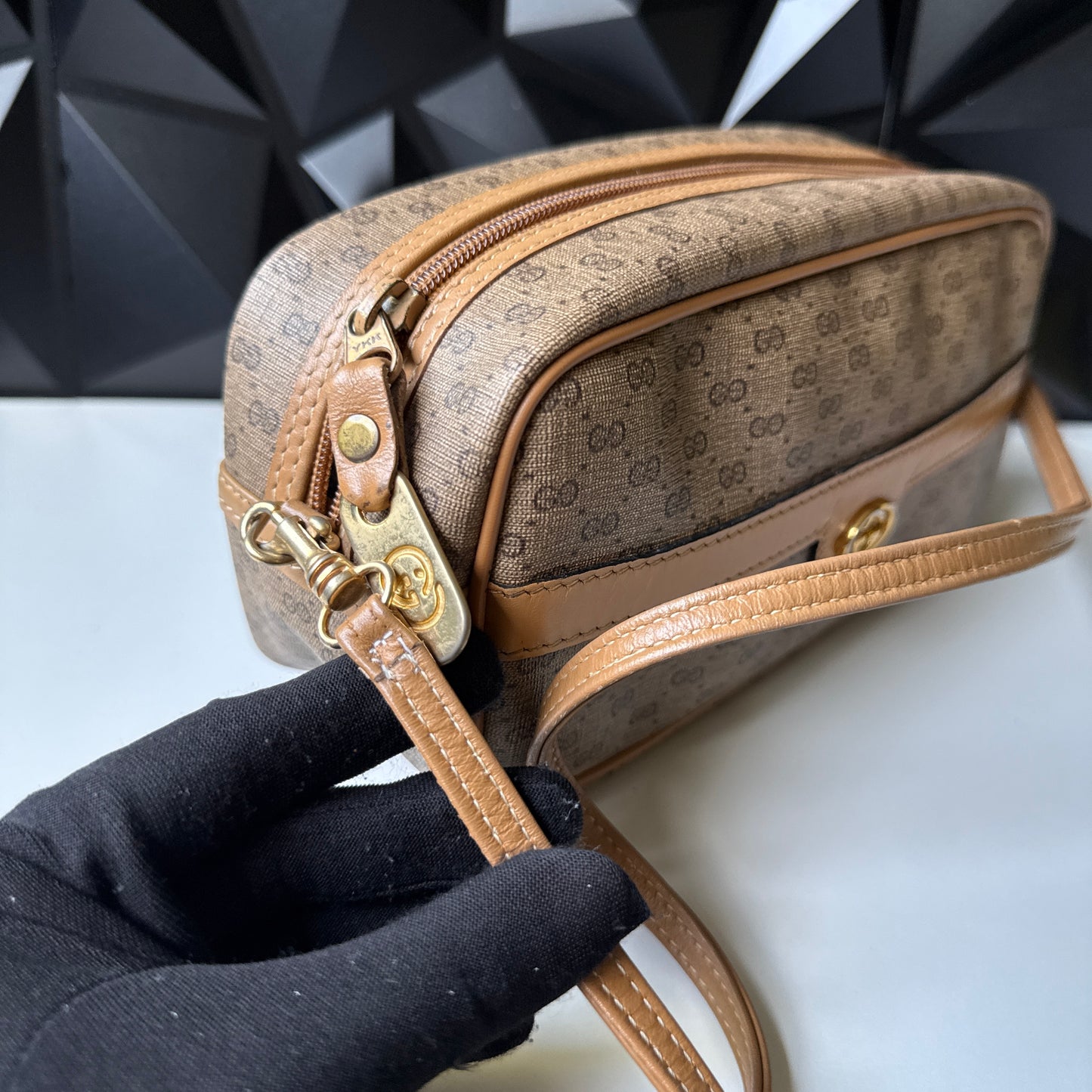 Vintage Gucci Shoulder Bag