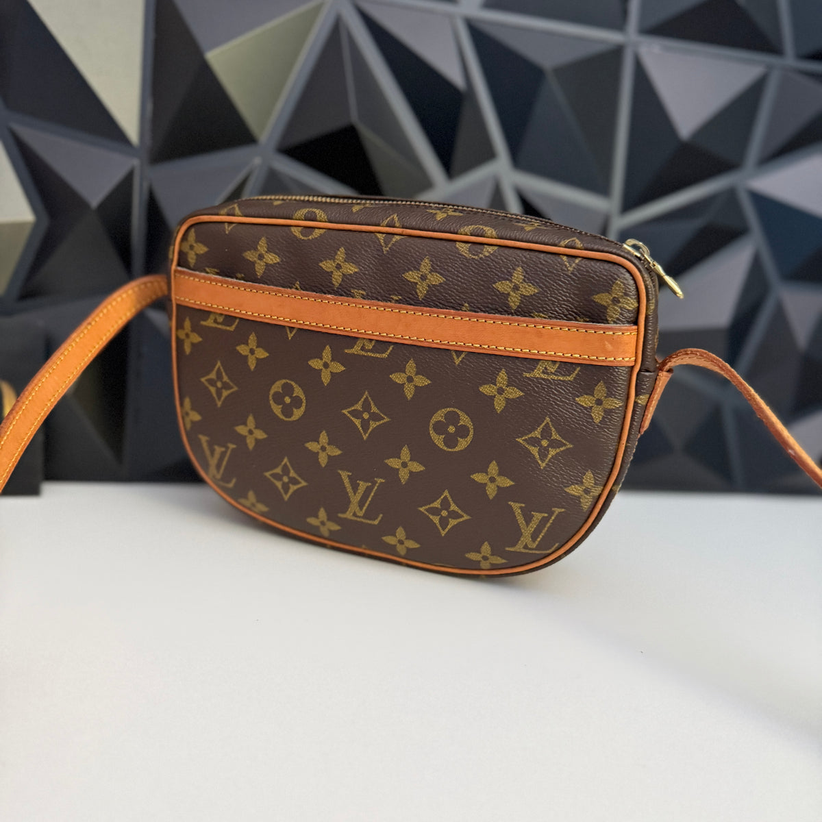 Louis Vuitton Jeune Fille PM