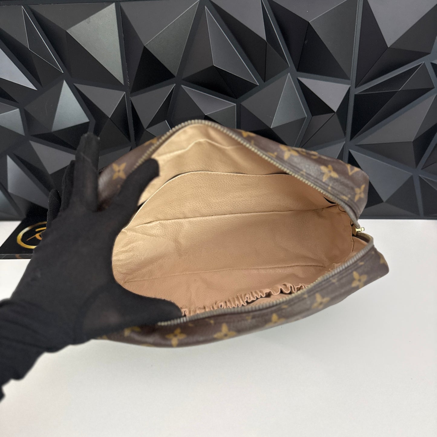 Louis Vuitton Trousse 28
