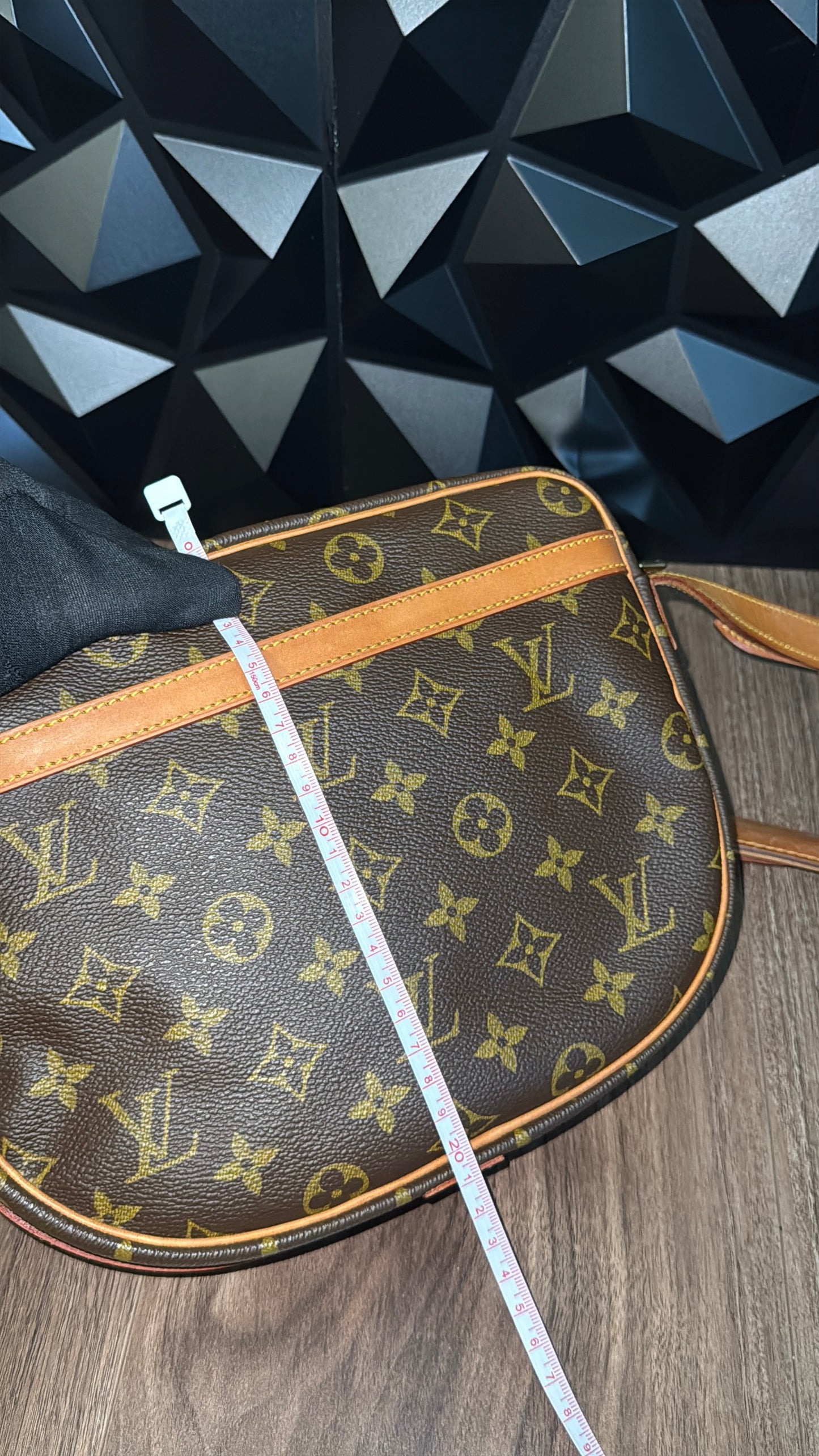 Louis Vuitton Jeune Fille GM