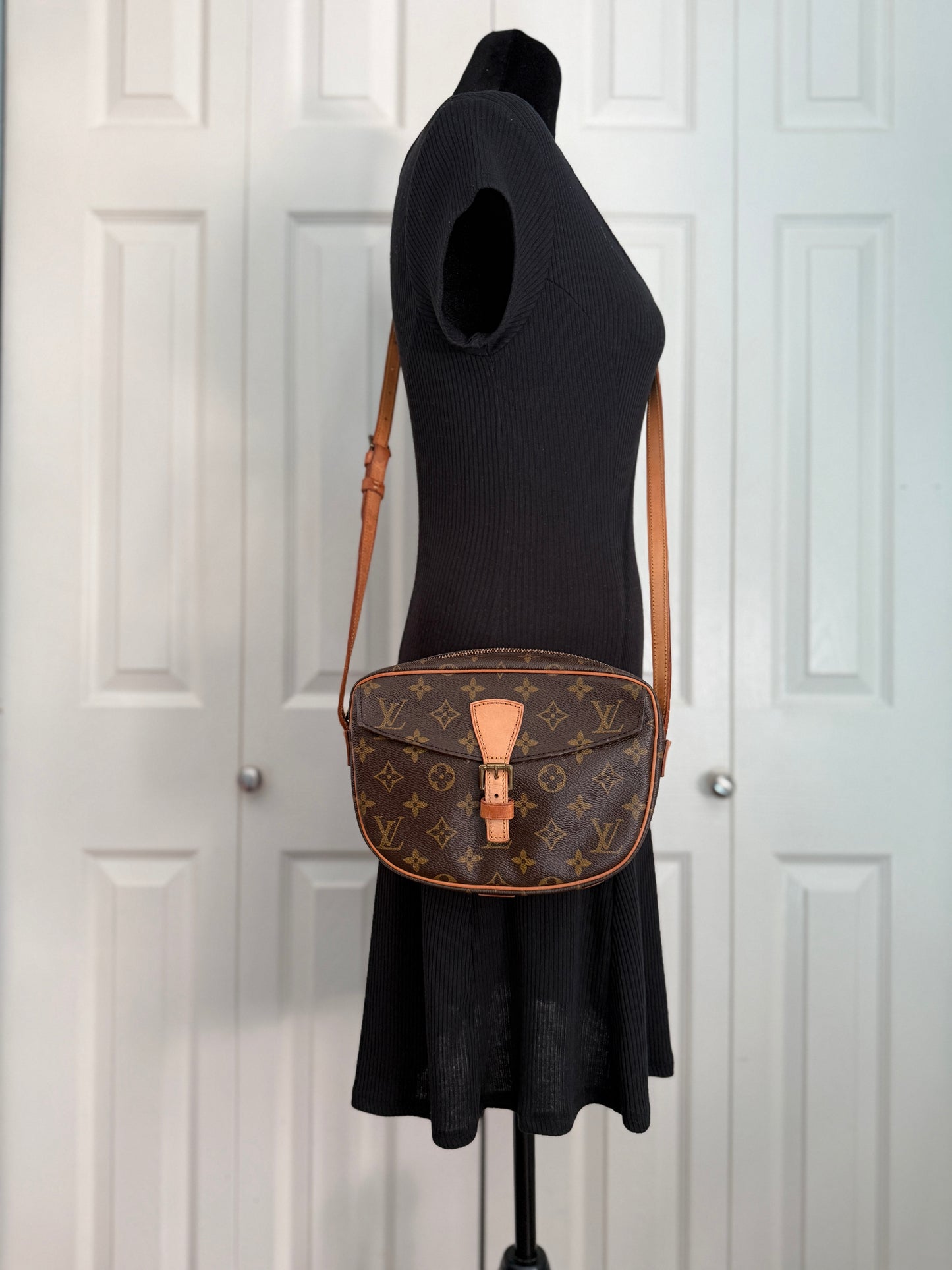 Louis Vuitton Jeune Fille PM