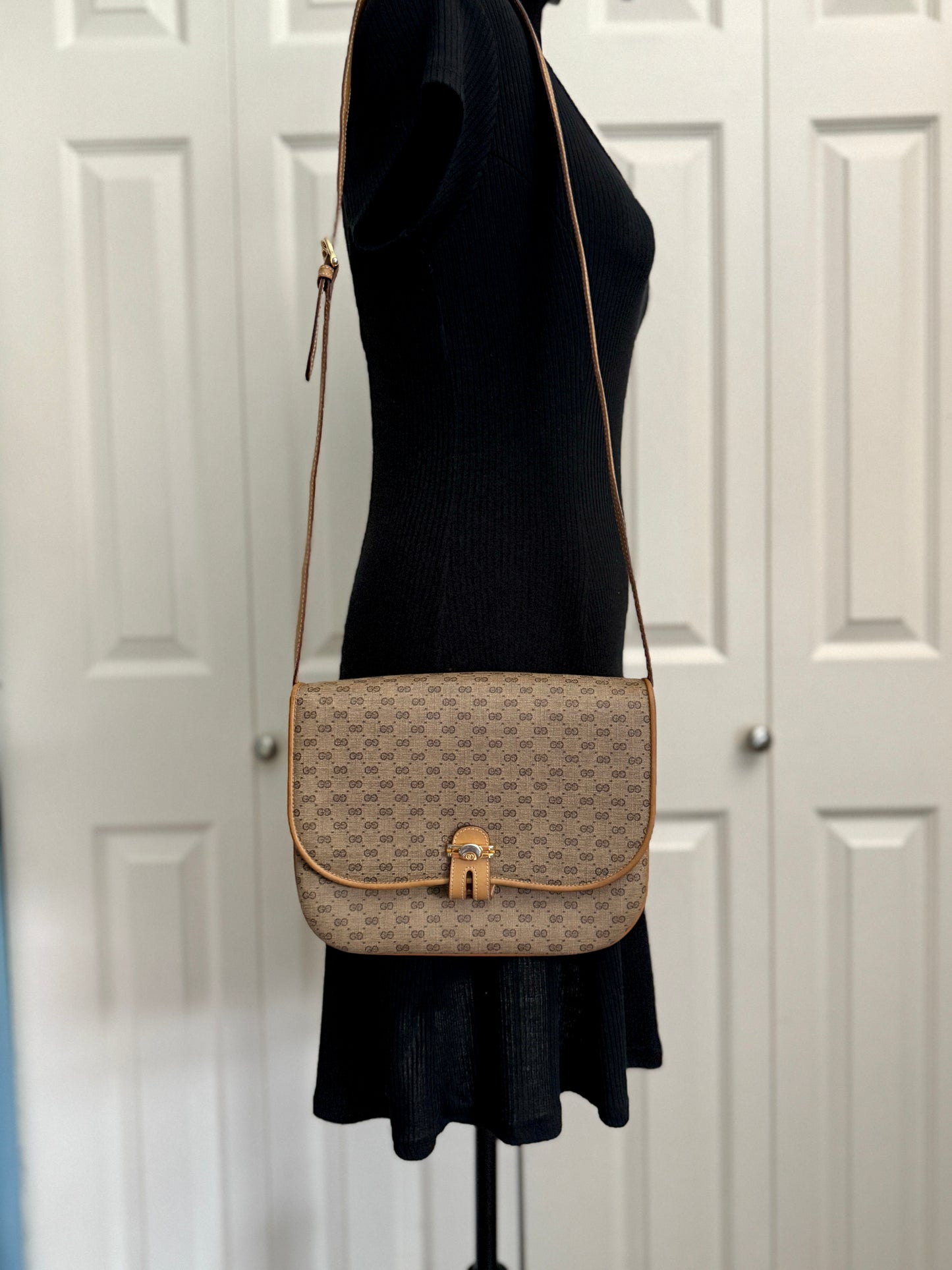 Gucci Vintage Shoulder Bag