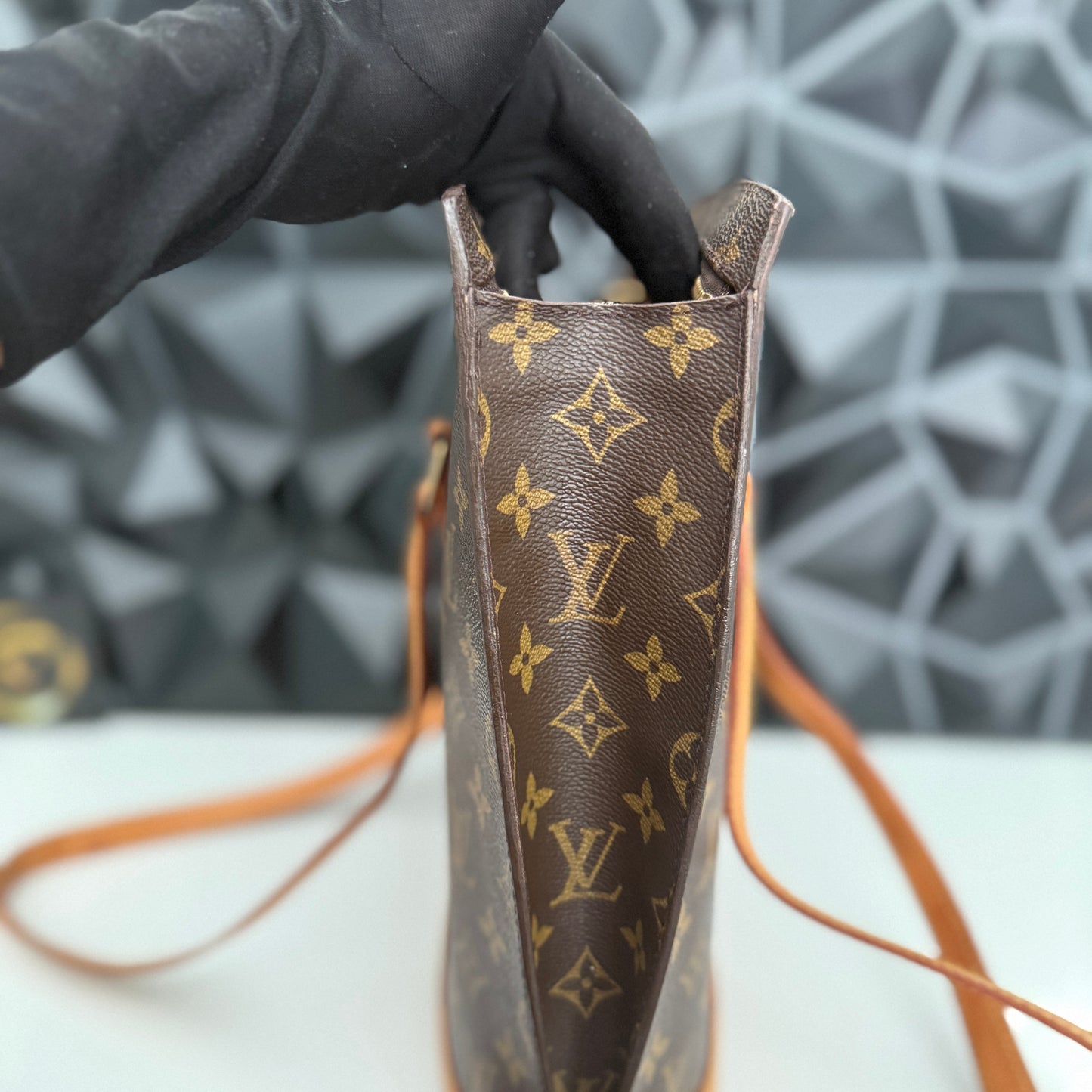 Louis Vuitton Babylone Tote