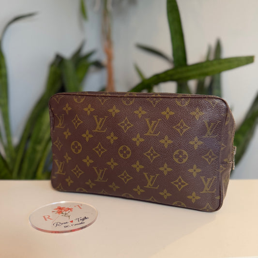 Louis Vuitton Trousse 28