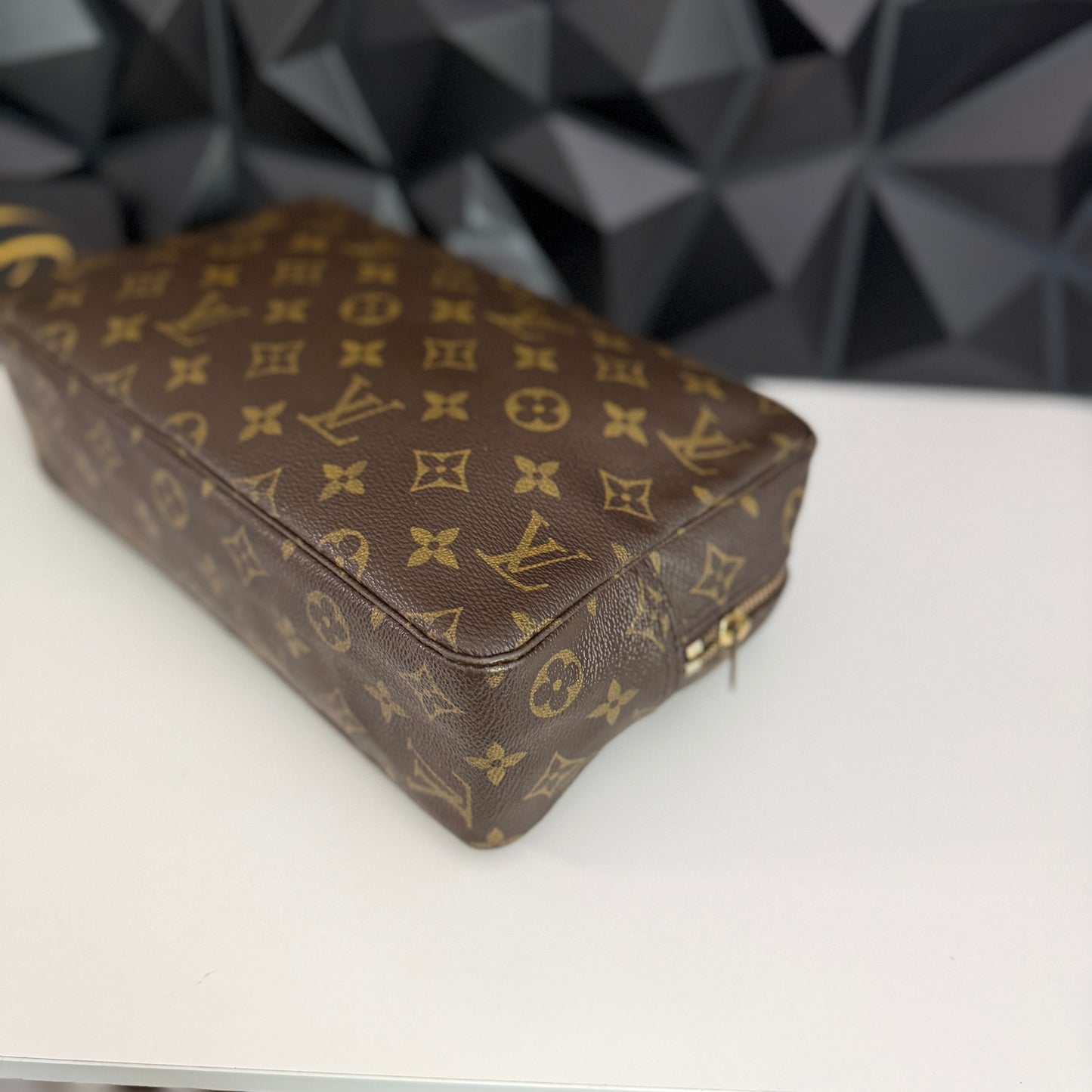 Louis Vuitton Trousse 28