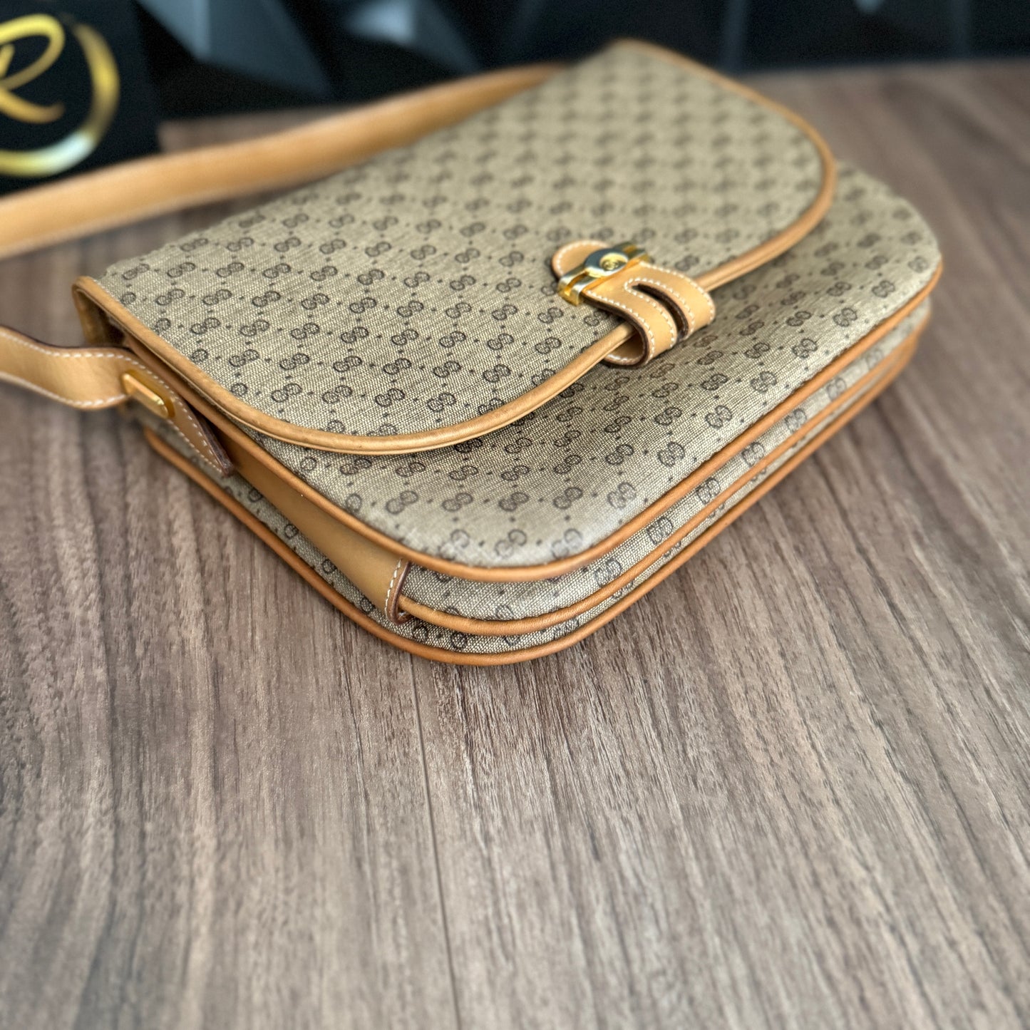 Gucci Vintage Shoulder Bag